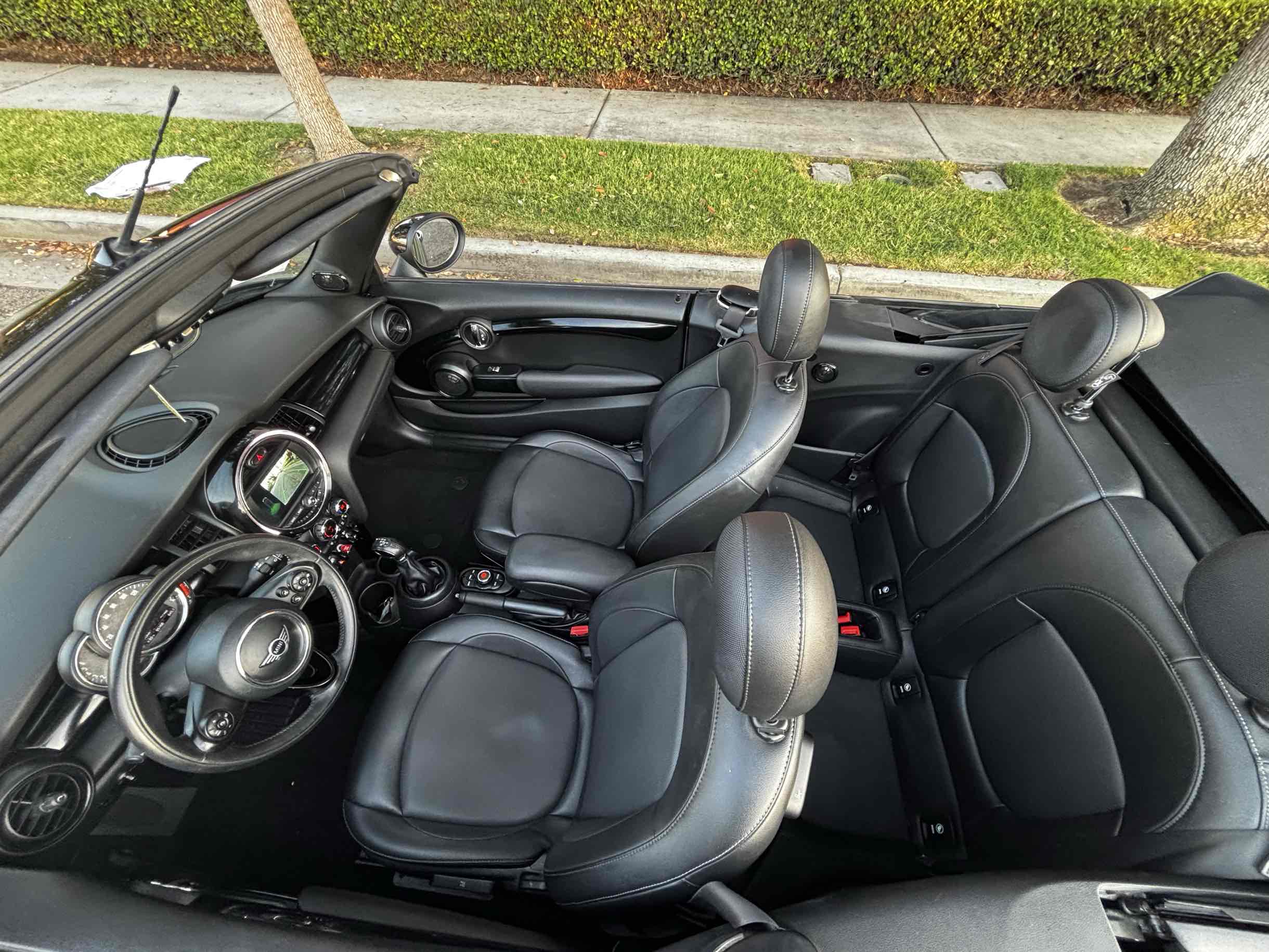 2019 Mini Cooper Signature photo 19