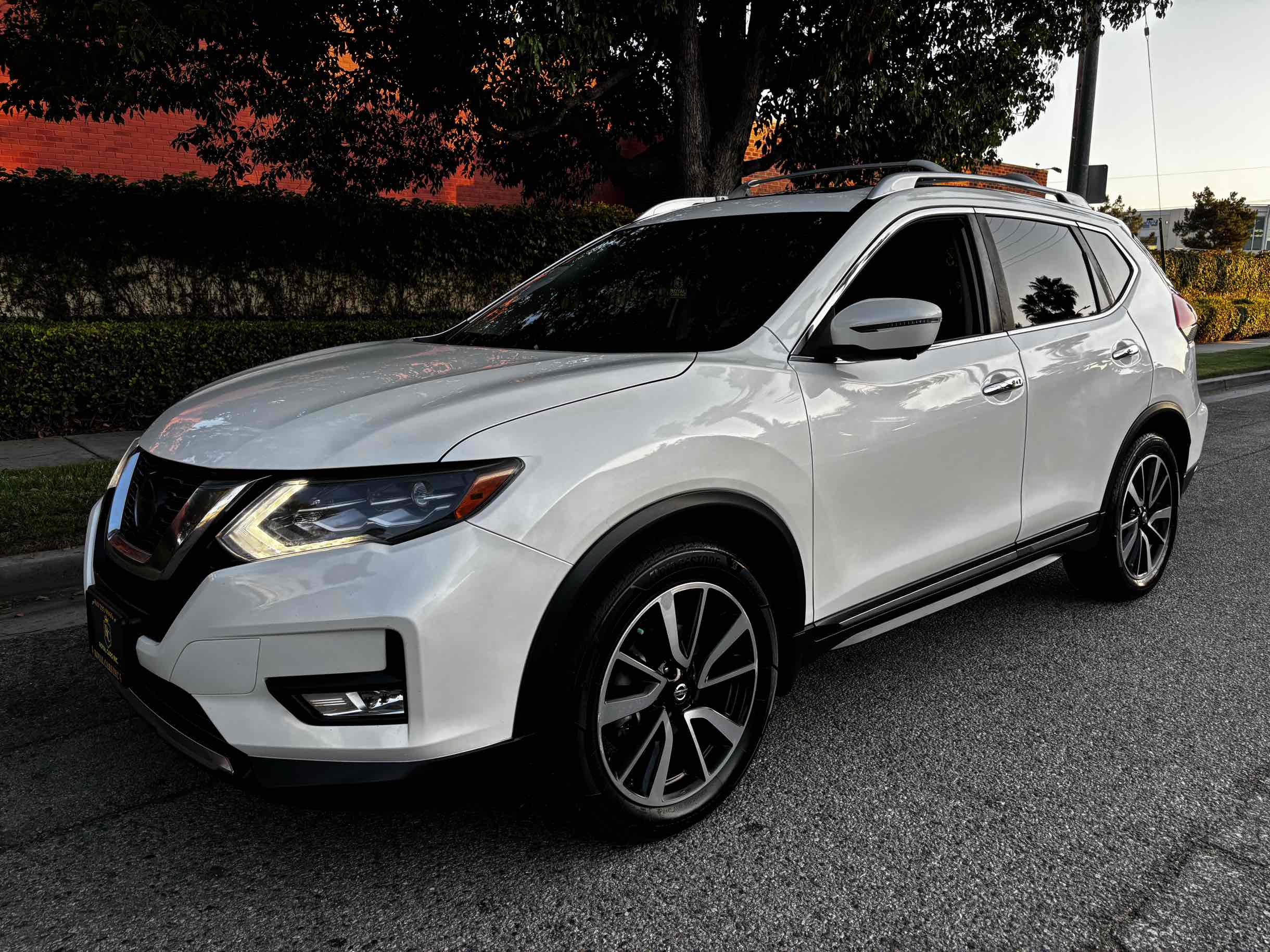 2018 Nissan Rogue SL photo 26
