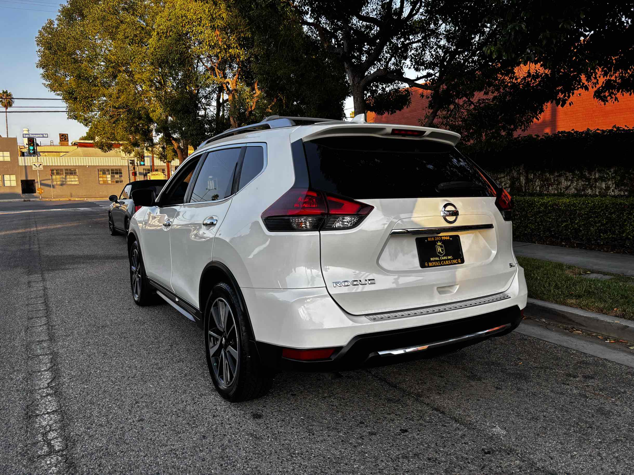 2018 Nissan Rogue SL photo 29