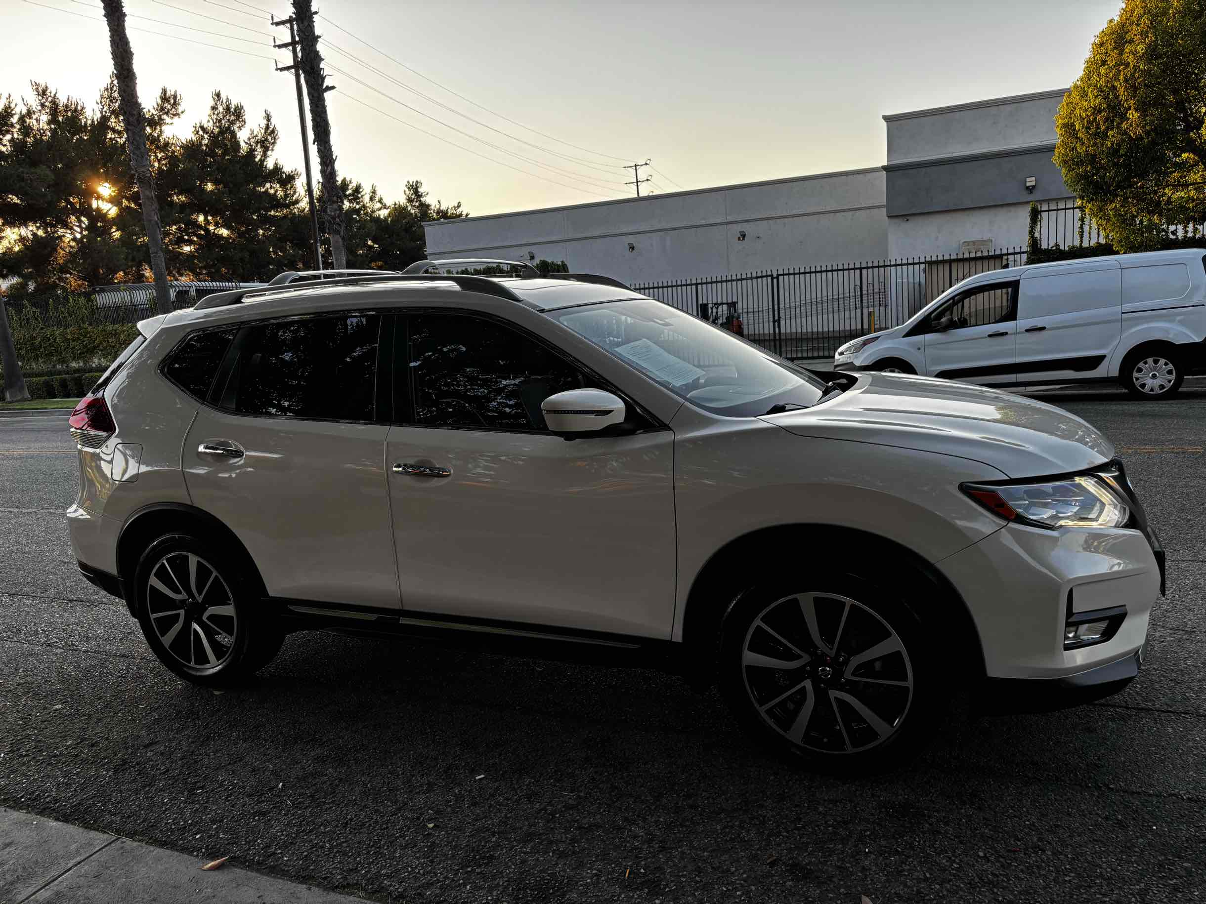 2018 Nissan Rogue SL photo 34