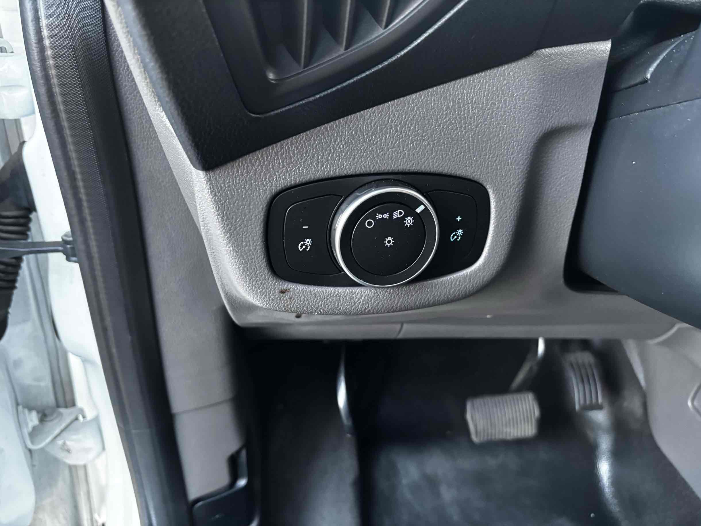2020 Ford Transit Van XL photo 4