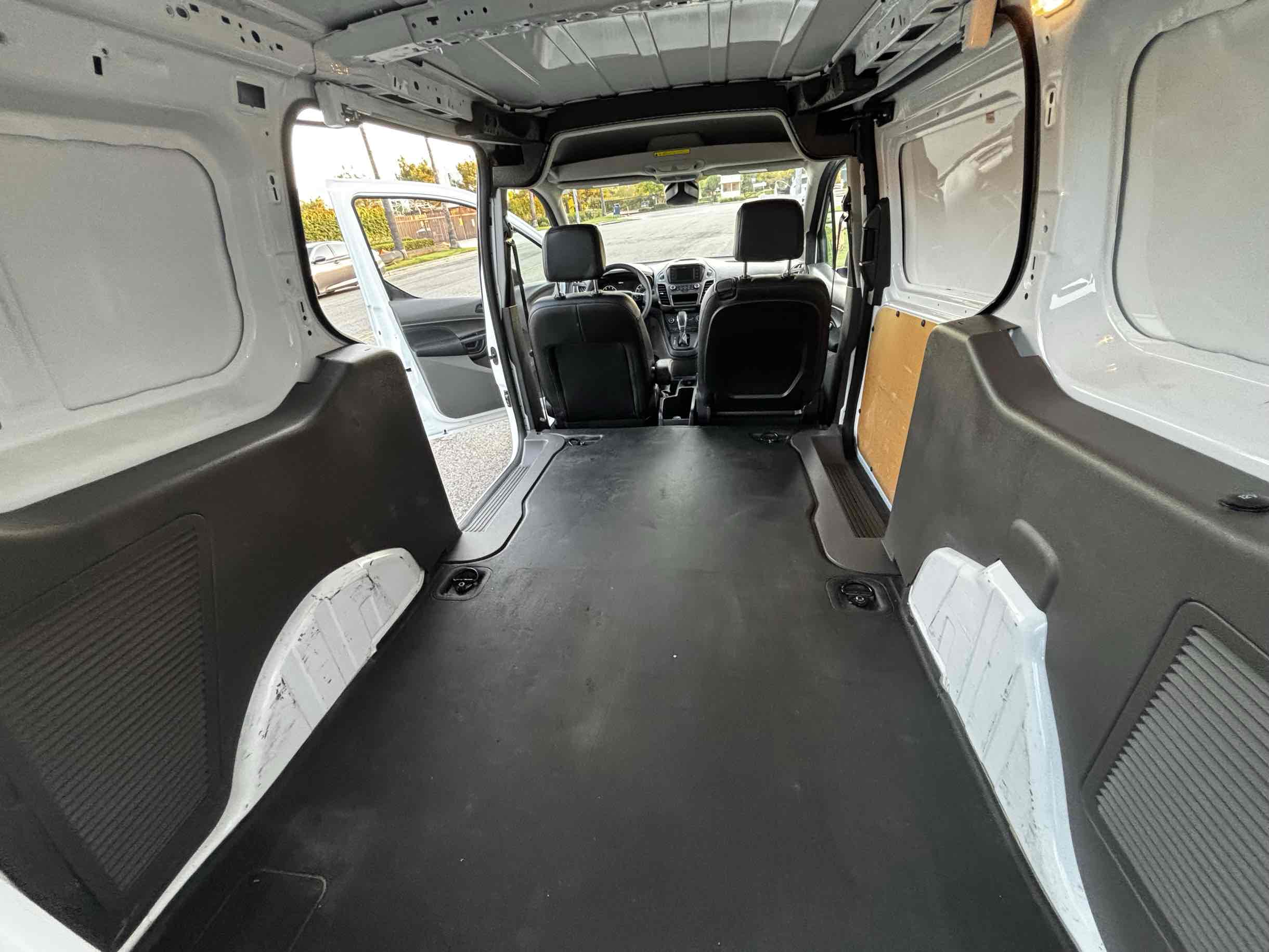 2020 Ford Transit Van XL photo 11