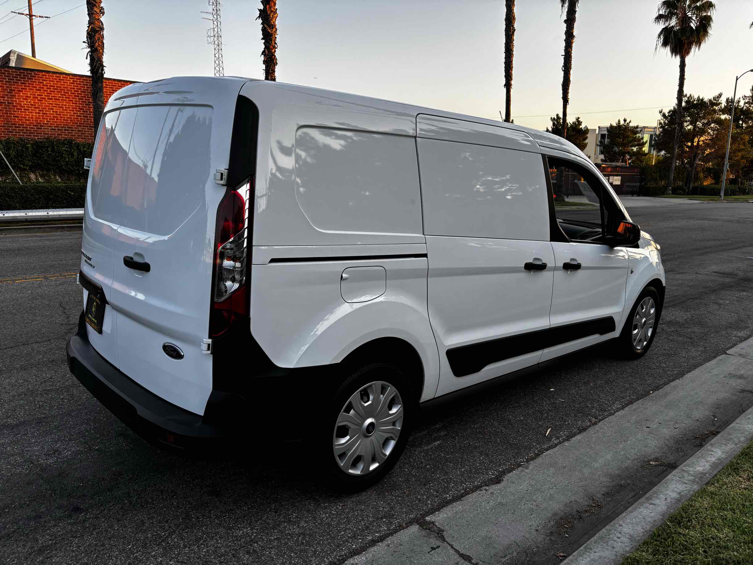 2020 Ford Transit Van XL photo 24