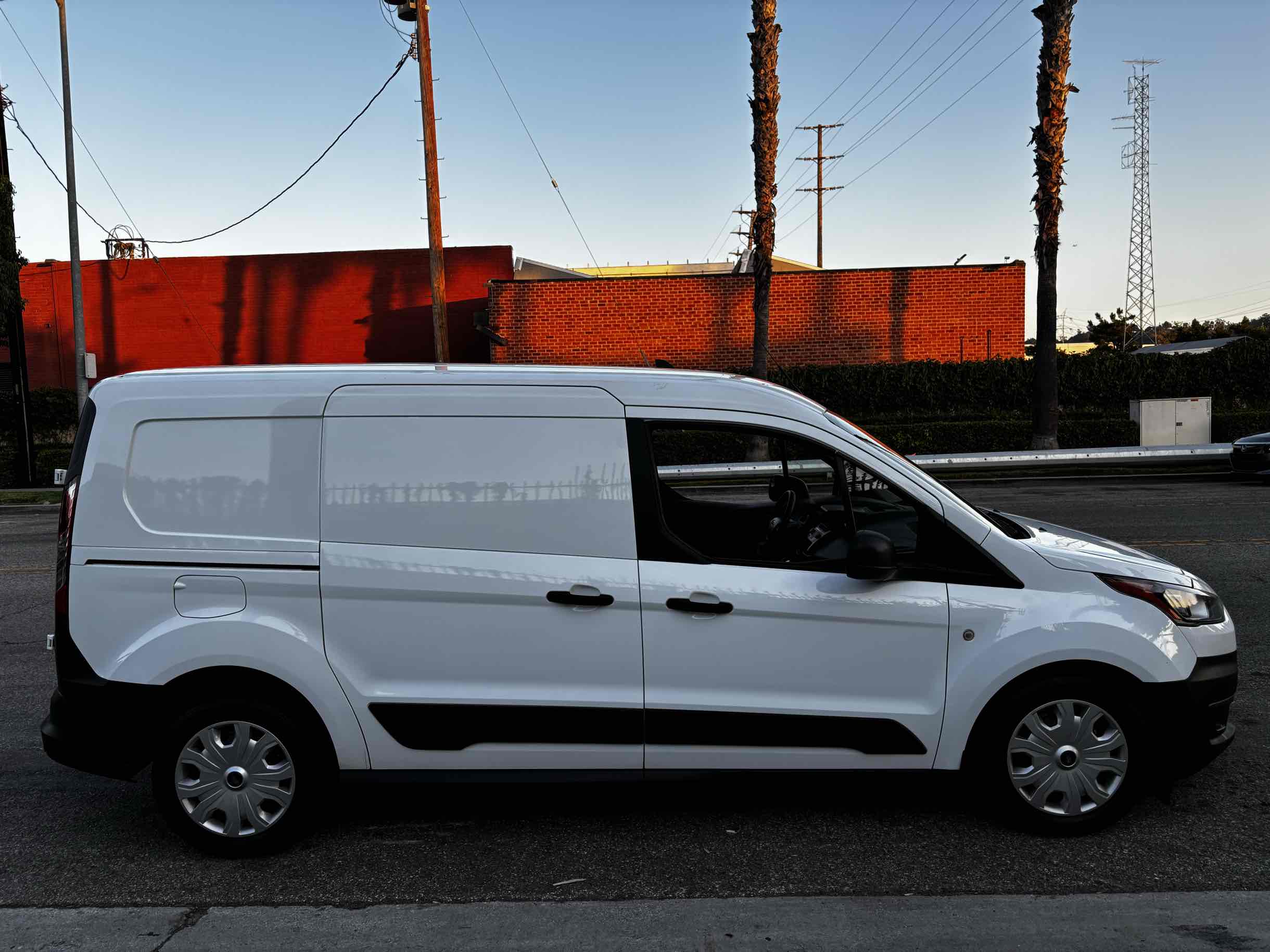 2020 Ford Transit Van XL photo 25