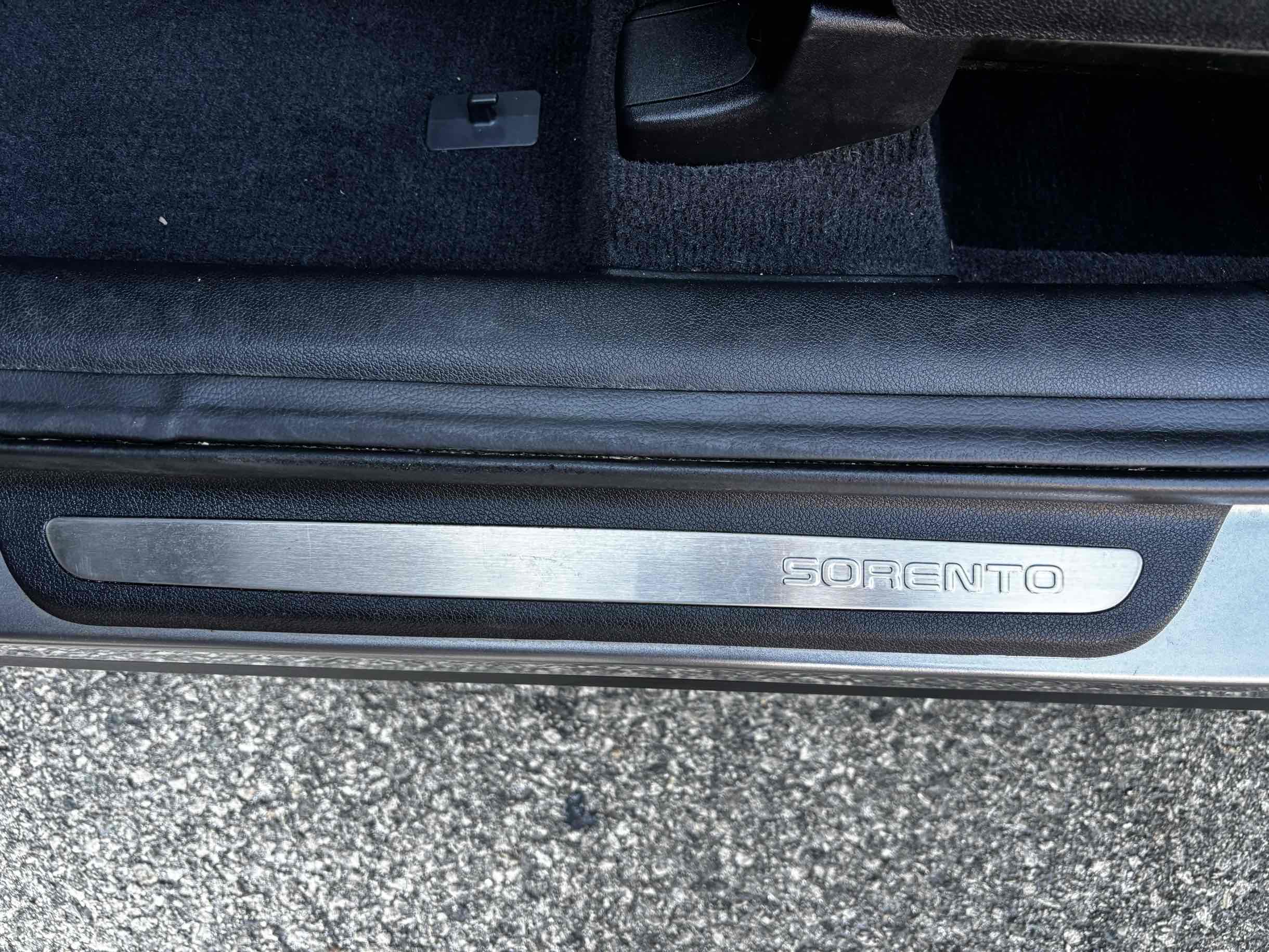 2016 Kia Sorento SX photo 8