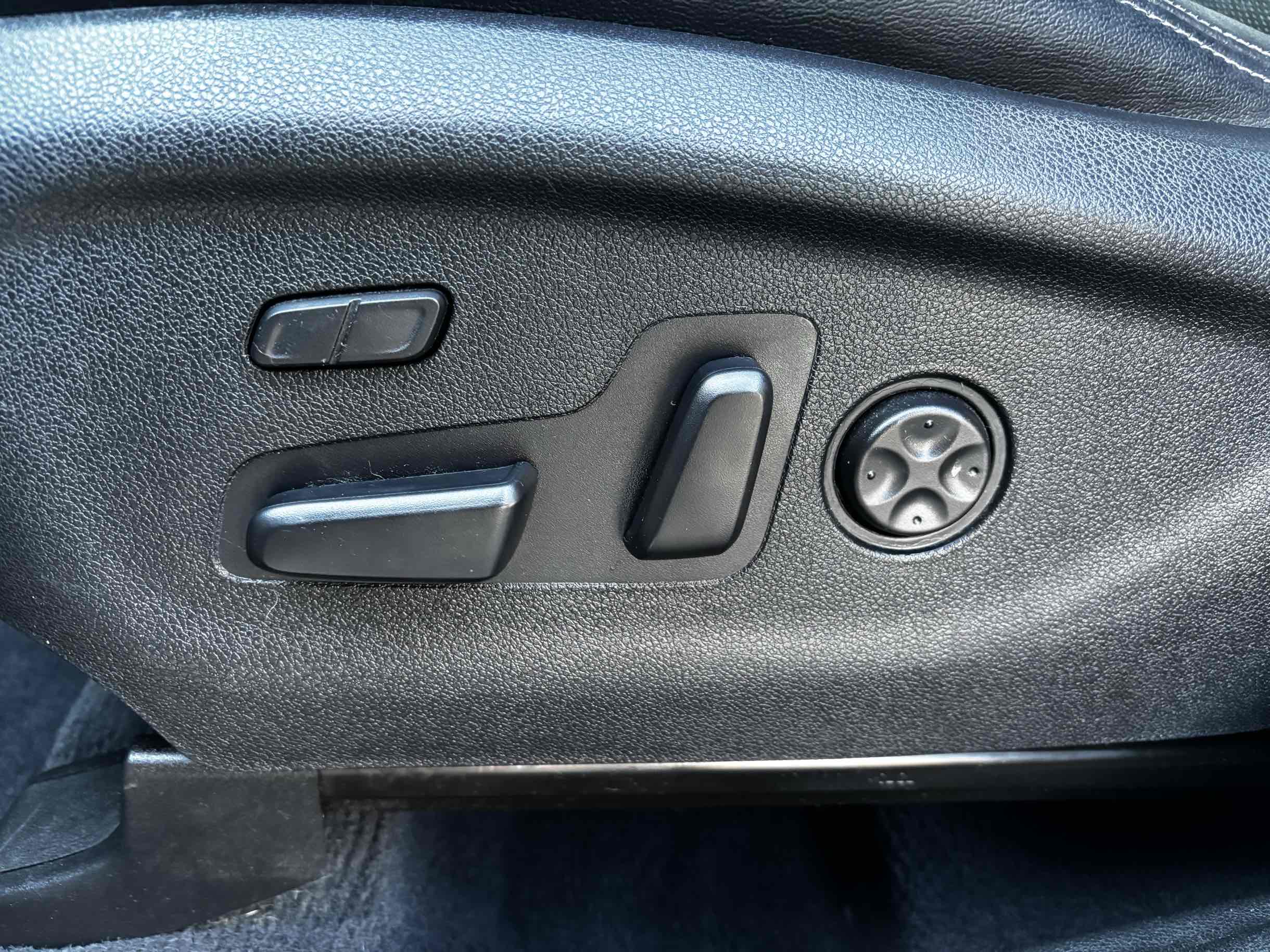 2016 Kia Sorento SX photo 9