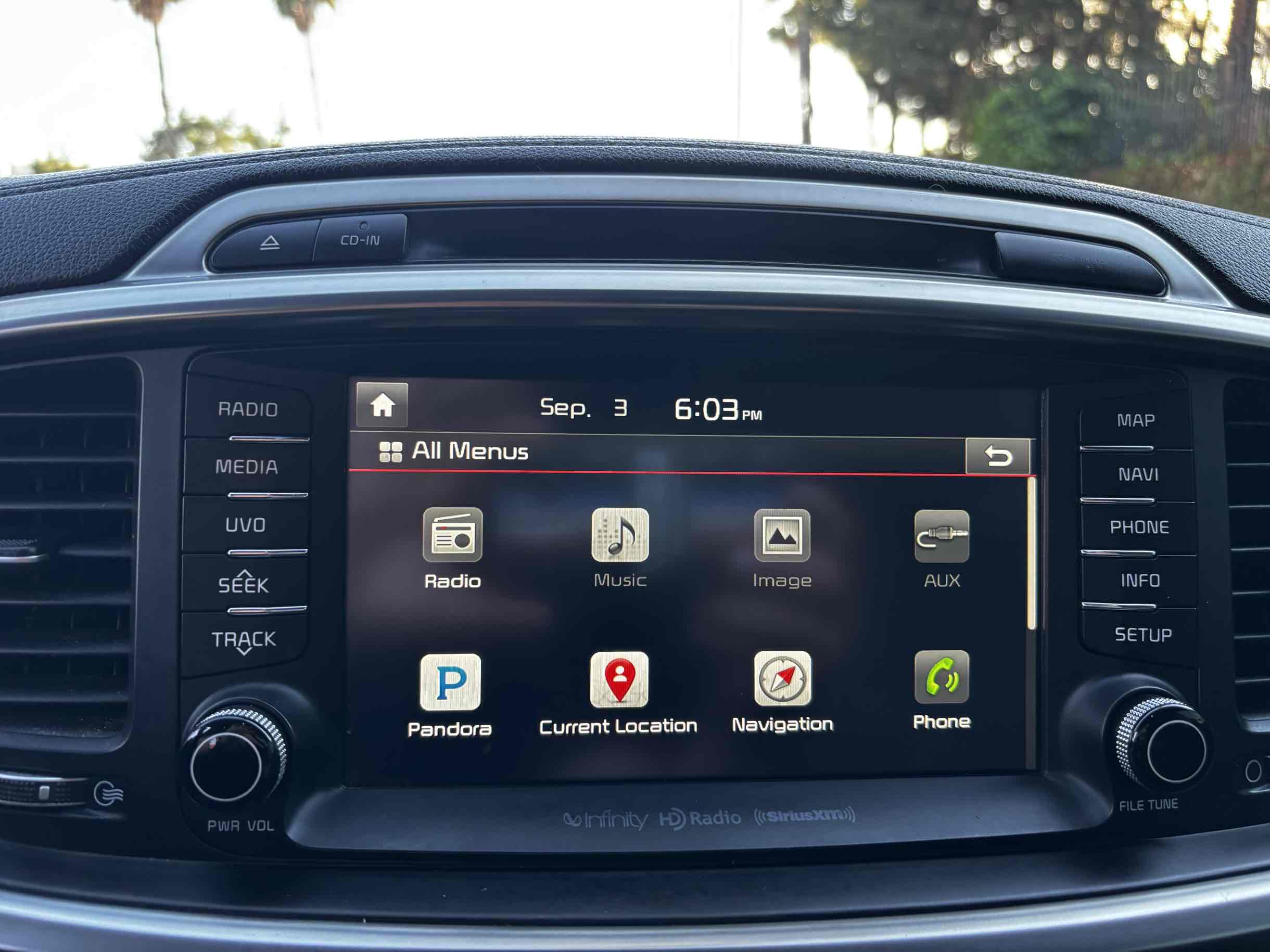 2016 Kia Sorento SX photo 16