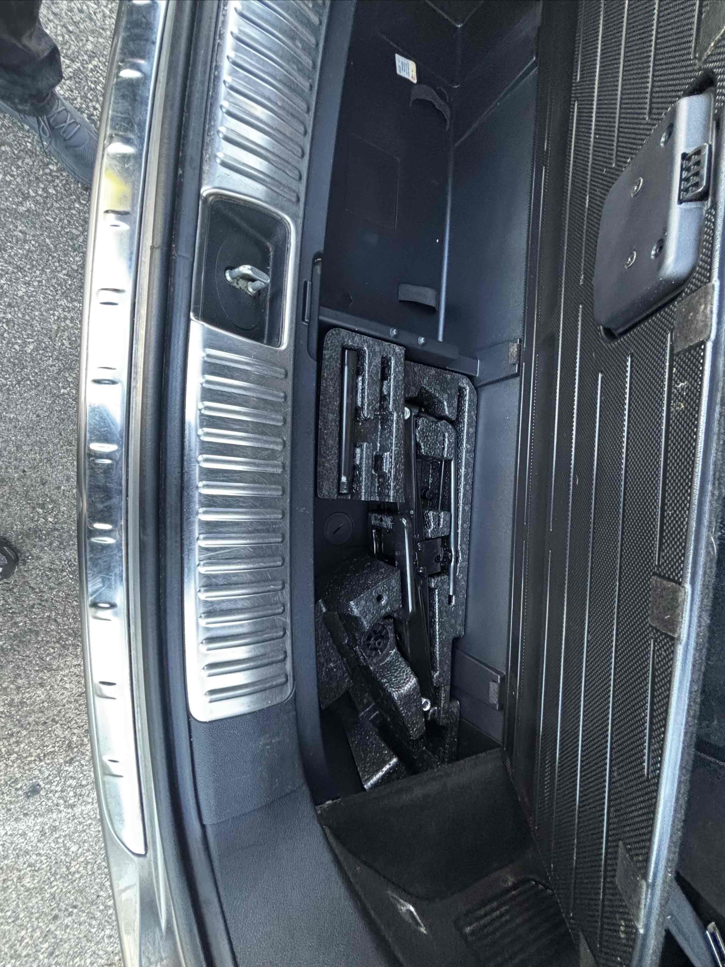 2016 Kia Sorento SX photo 36