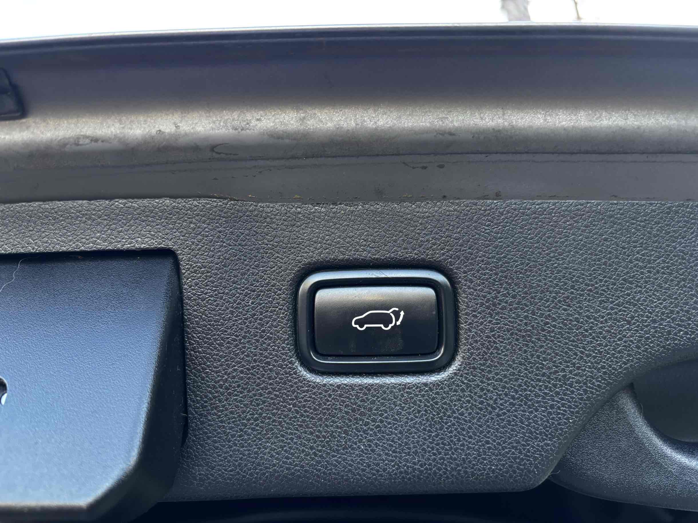 2016 Kia Sorento SX photo 37