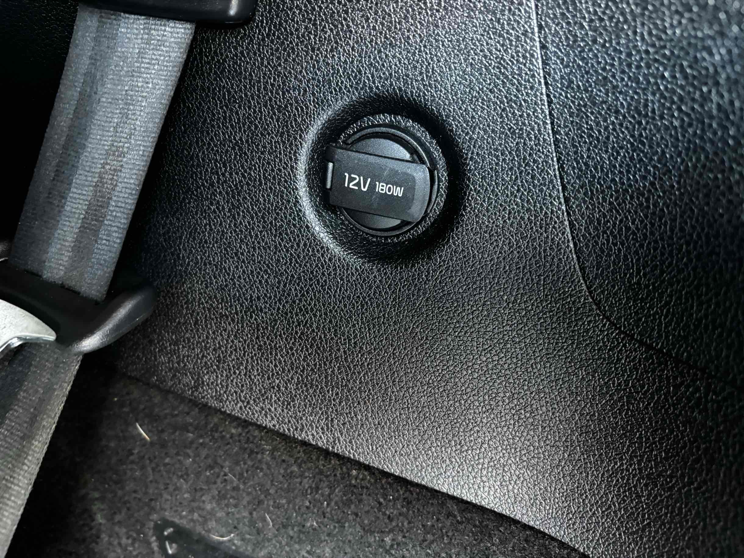 2016 Kia Sorento SX photo 38