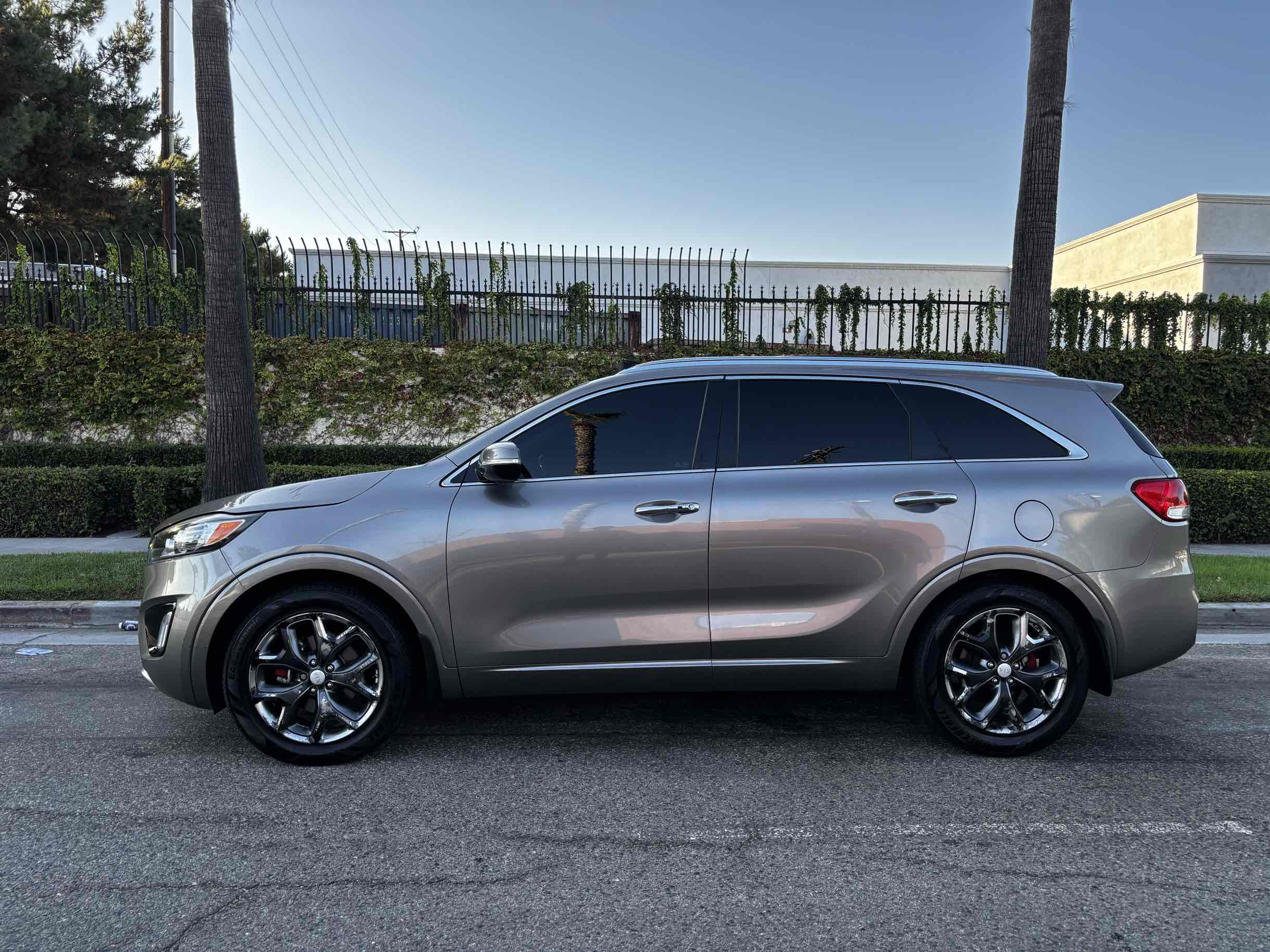 2016 Kia Sorento SX photo 50