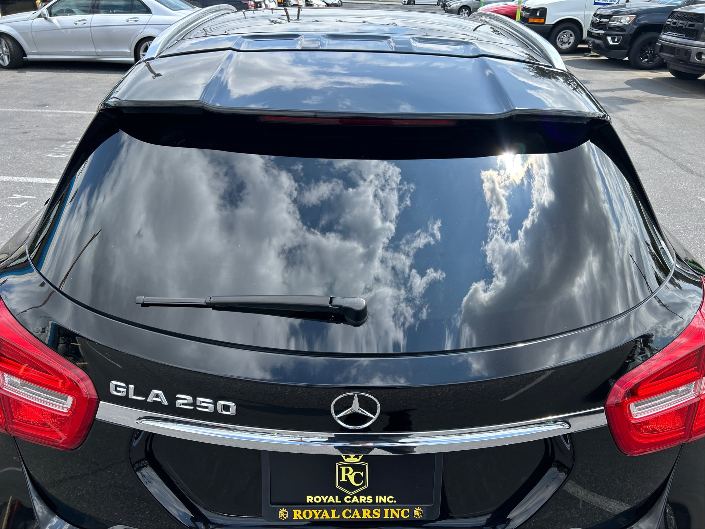 2016 Mercedes Benz GLA 250 photo 32