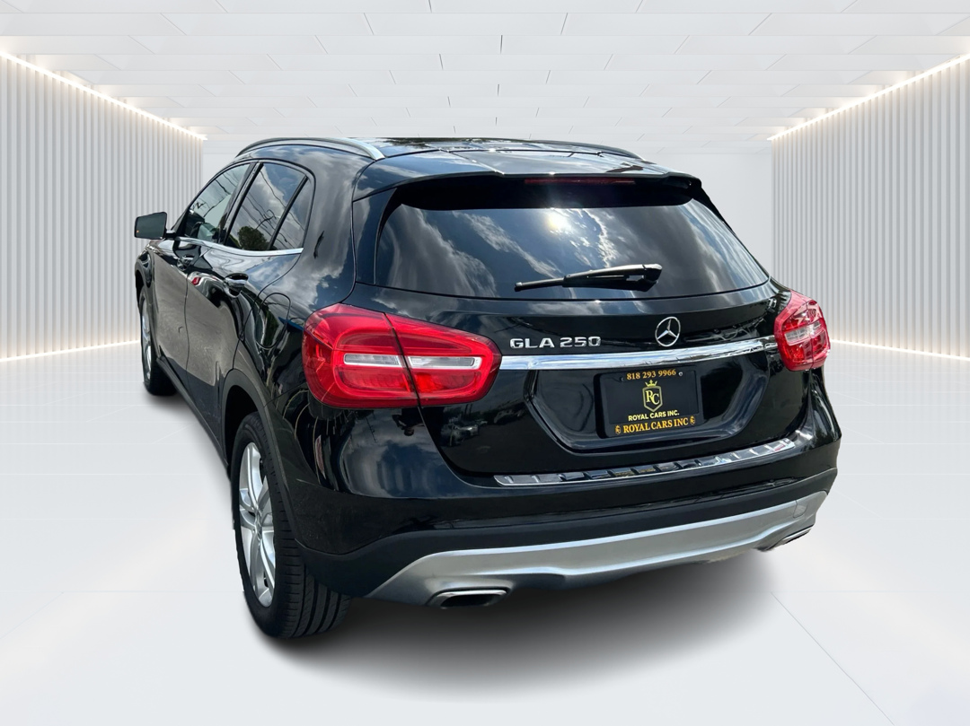 2016 Mercedes Benz GLA 250 photo 6