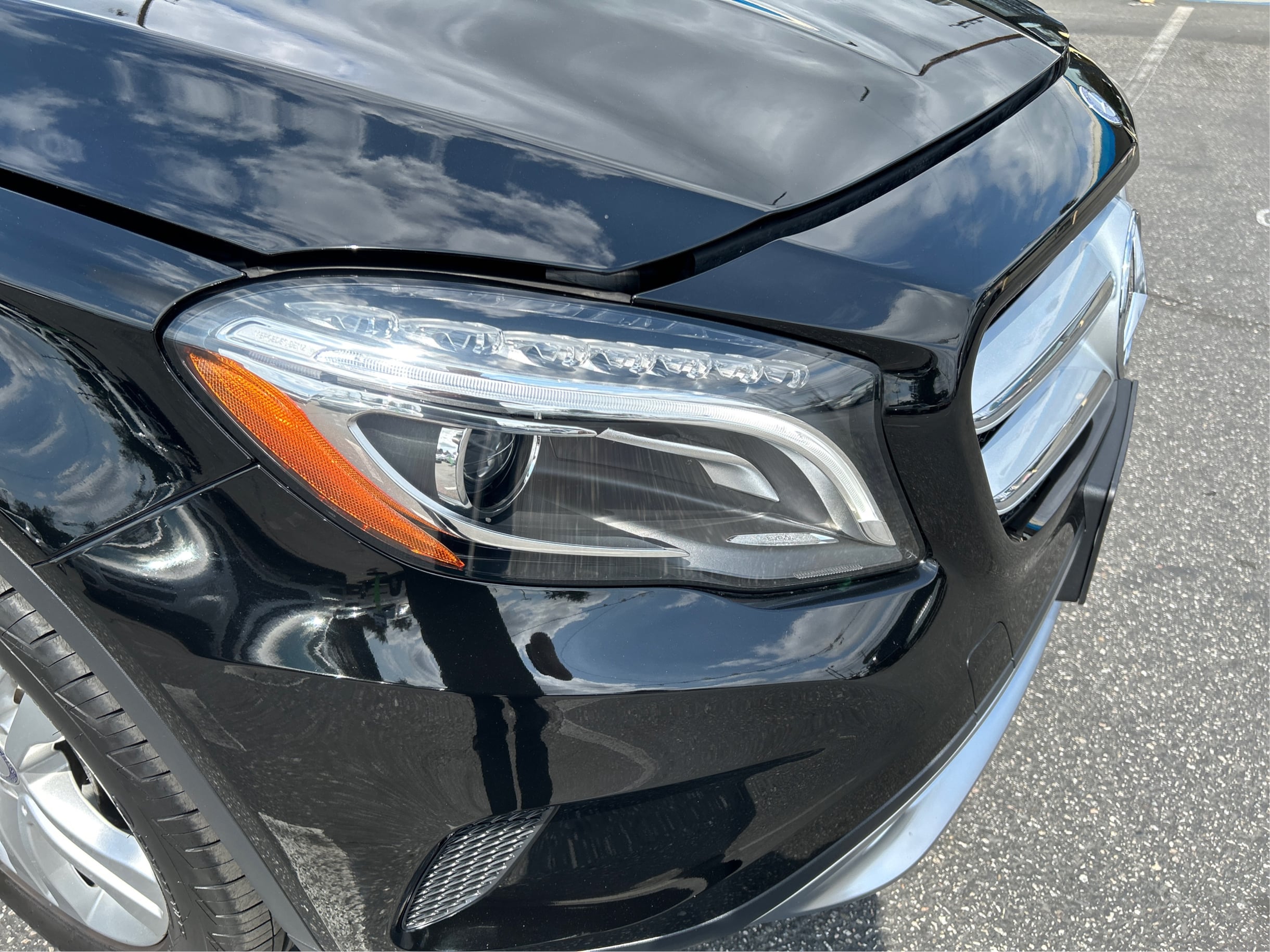 2016 Mercedes Benz GLA 250 photo 39