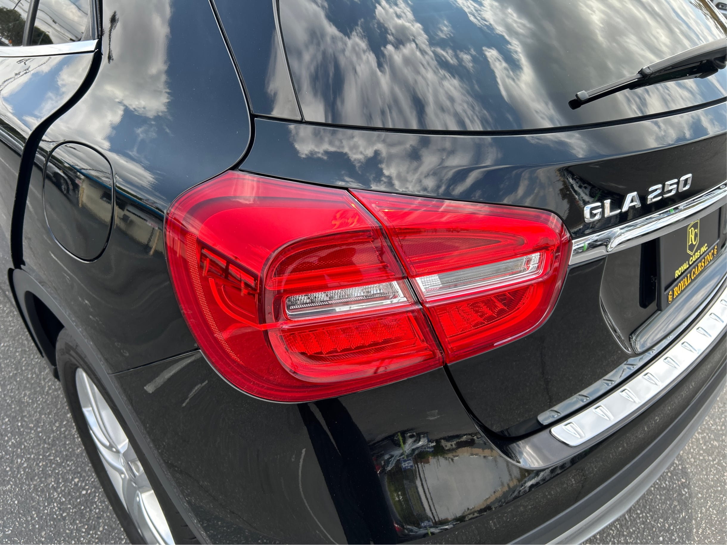 2016 Mercedes Benz GLA 250 photo 37