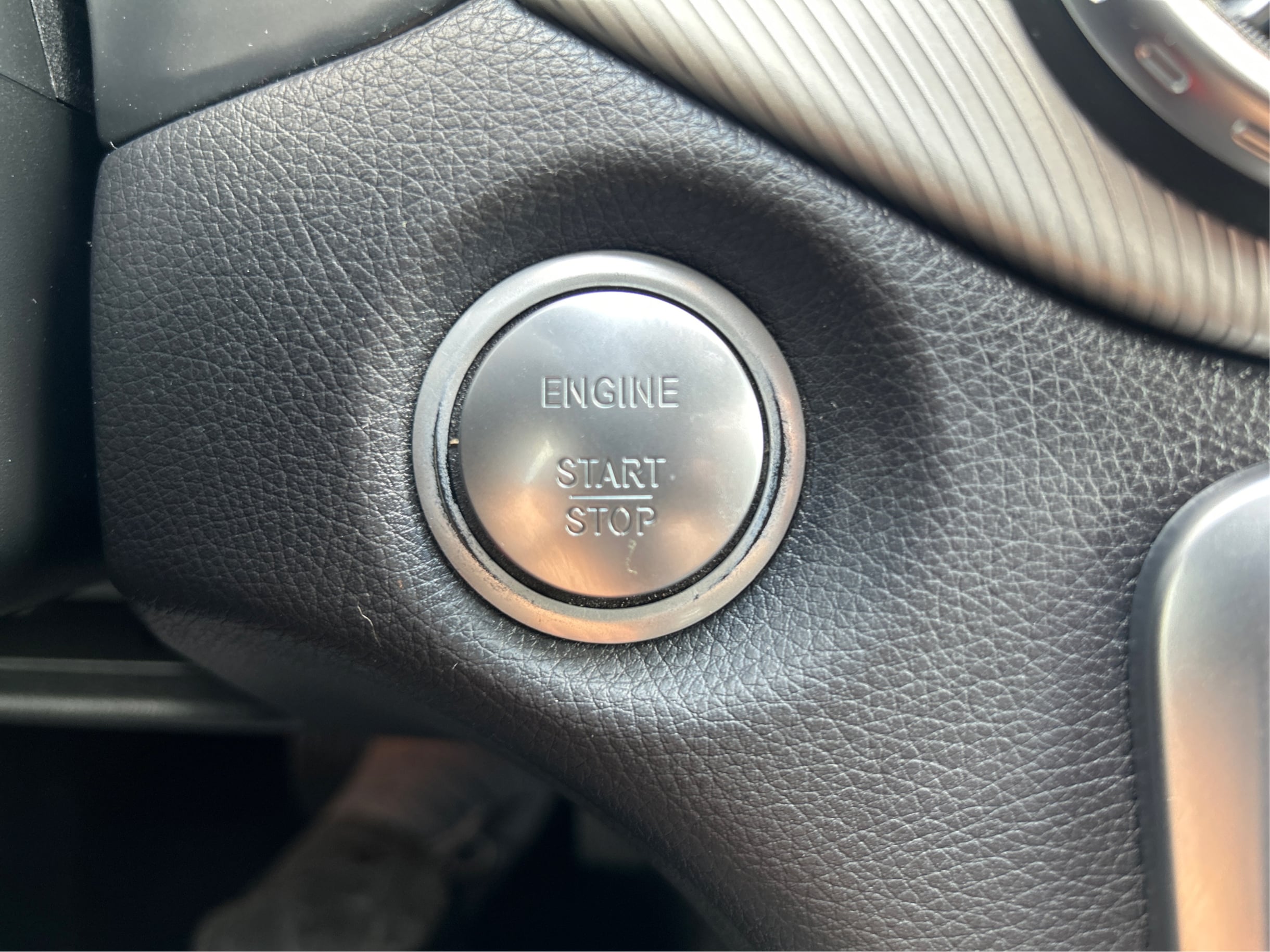 2016 Mercedes Benz GLA 250 photo 48