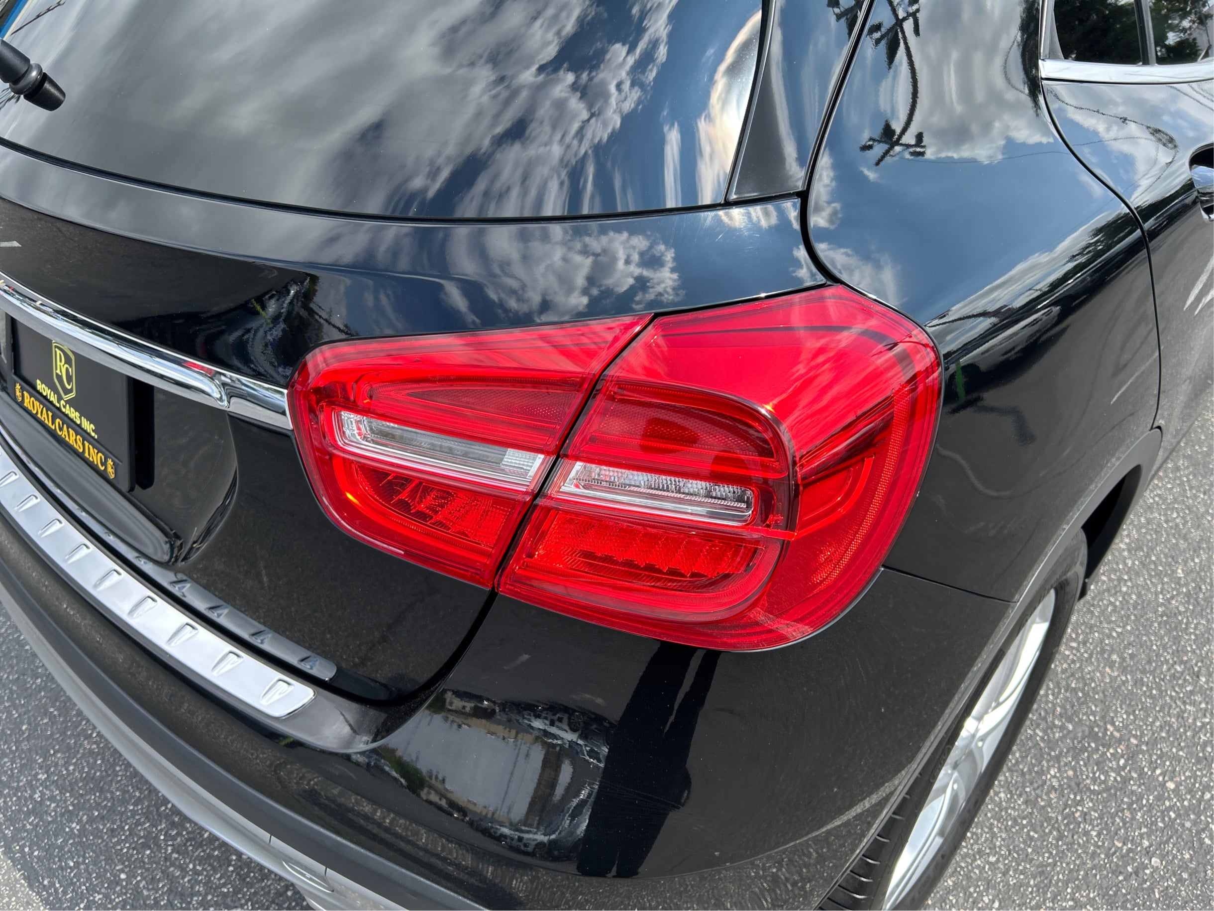 2016 Mercedes Benz GLA 250 photo 38