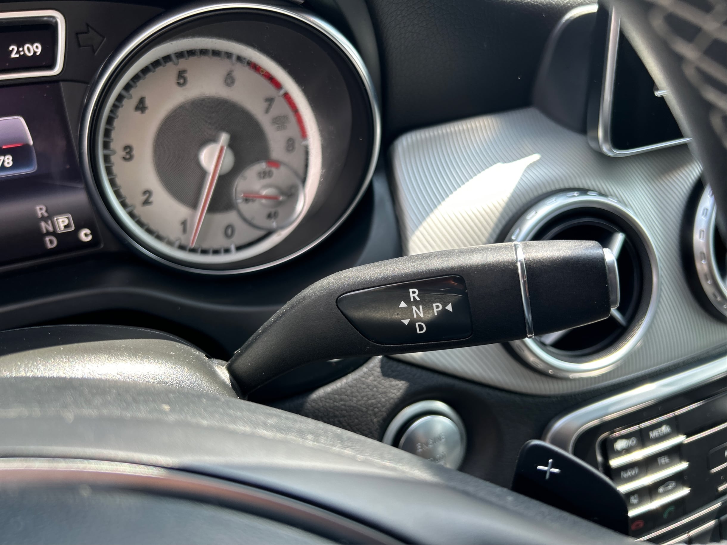 2016 Mercedes Benz GLA 250 photo 59
