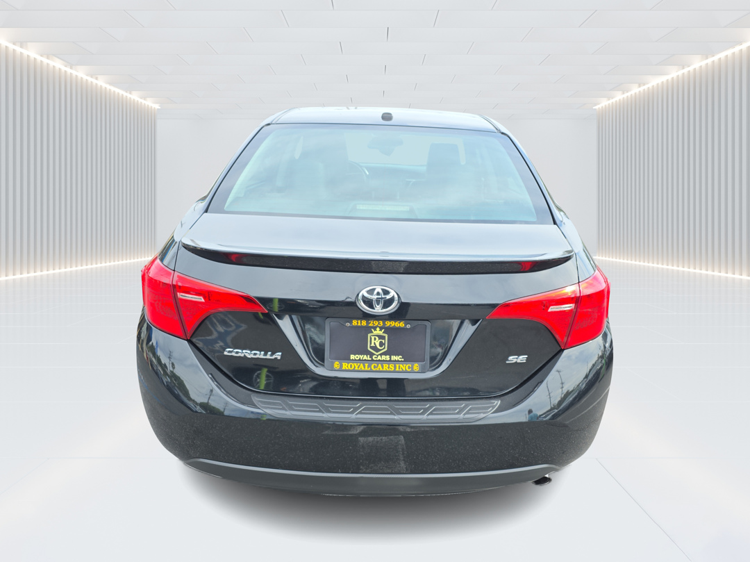 2017 Toyota Corolla SE photo 6