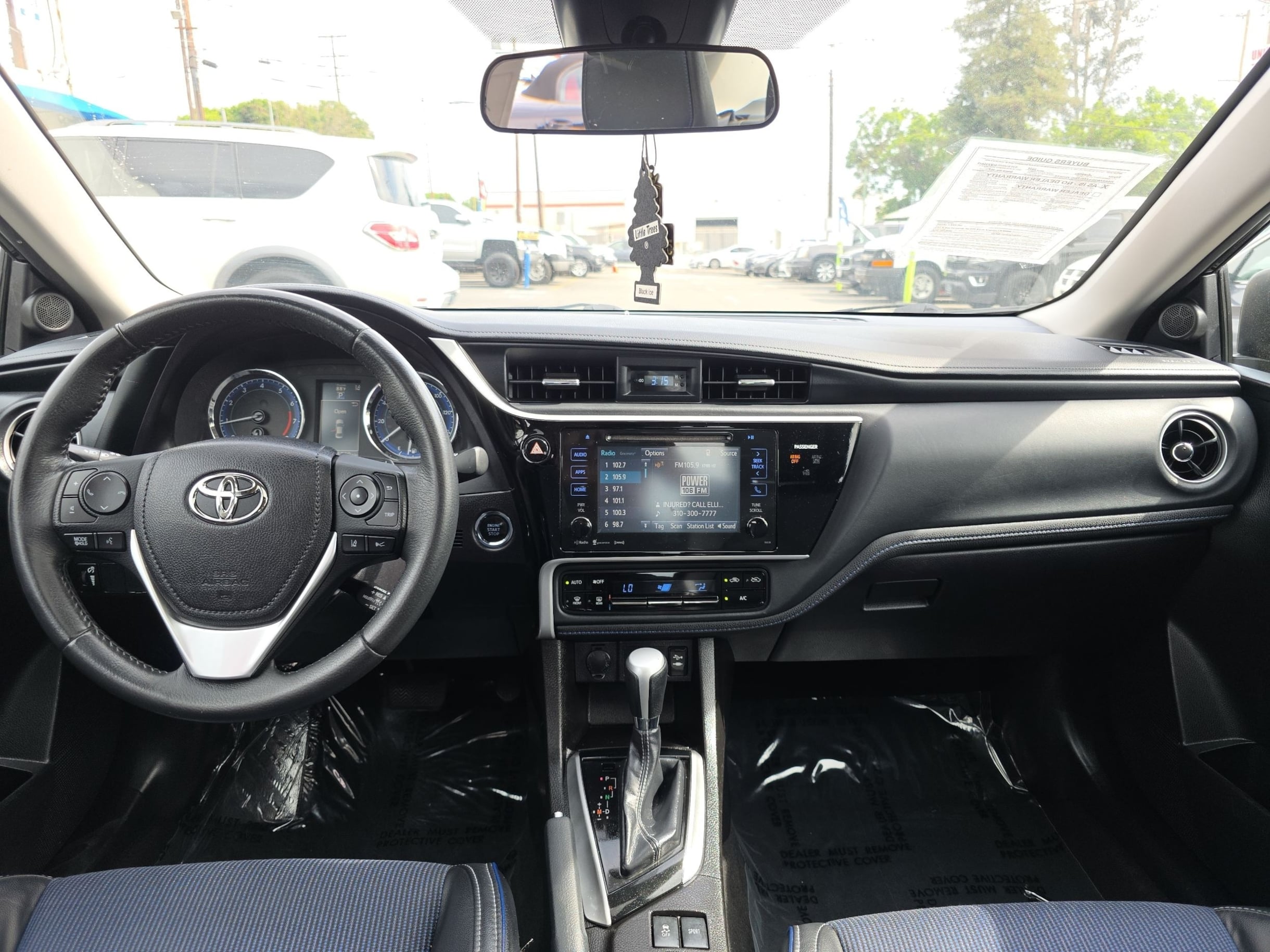 2017 Toyota Corolla SE photo 50