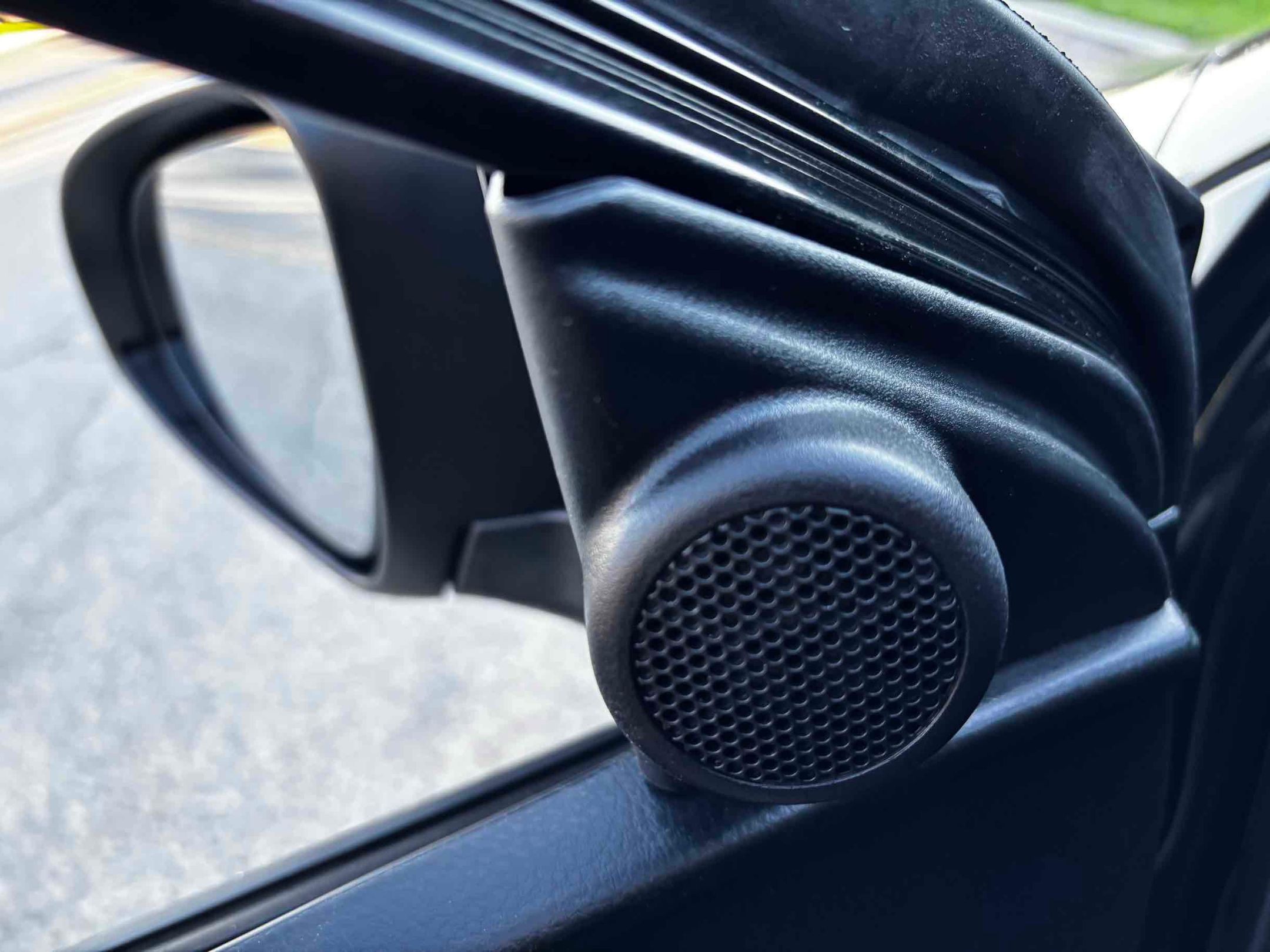2017 Toyota Corolla SE photo 37