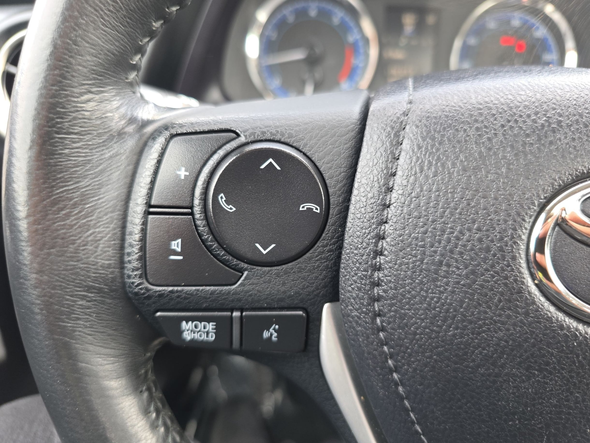 2017 Toyota Corolla SE photo 54