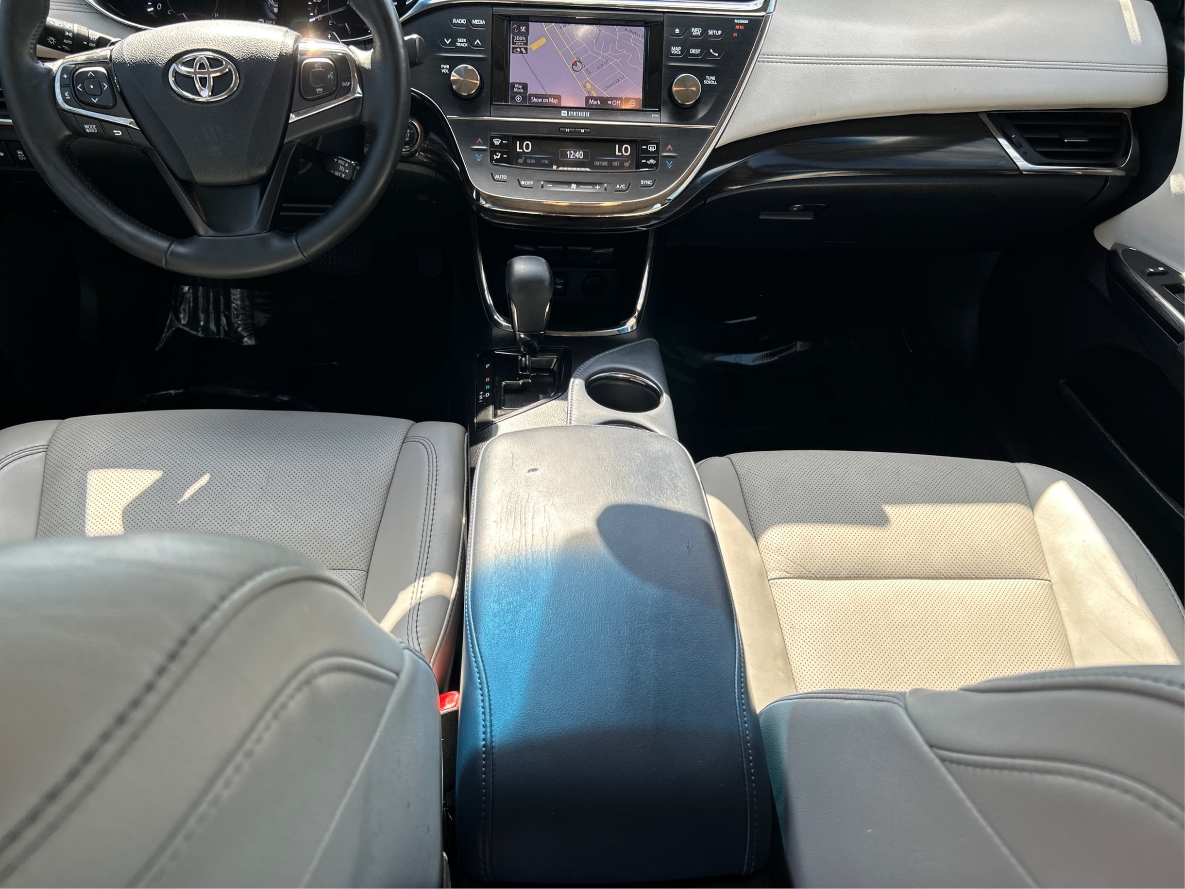 2013 Toyota Avalon Limited photo 20