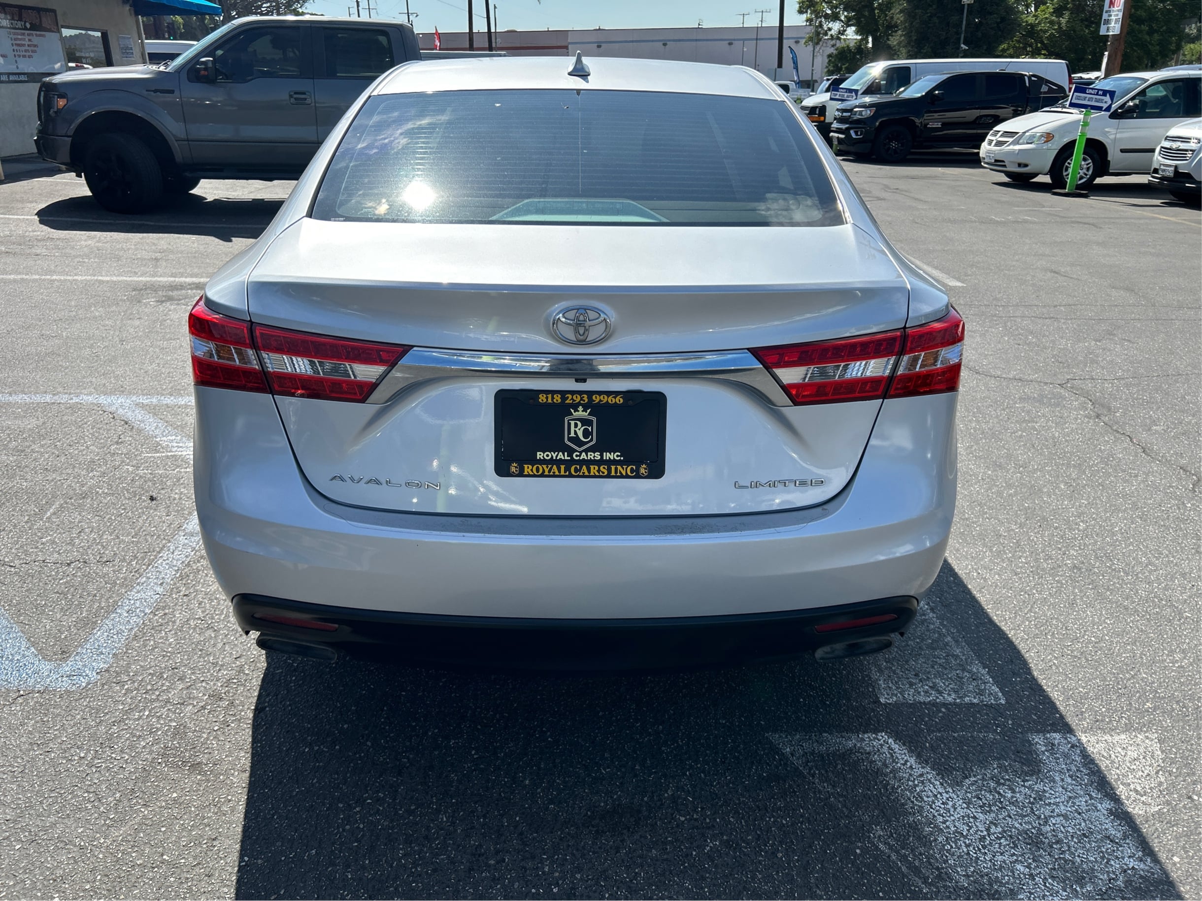 2013 Toyota Avalon Limited photo 26