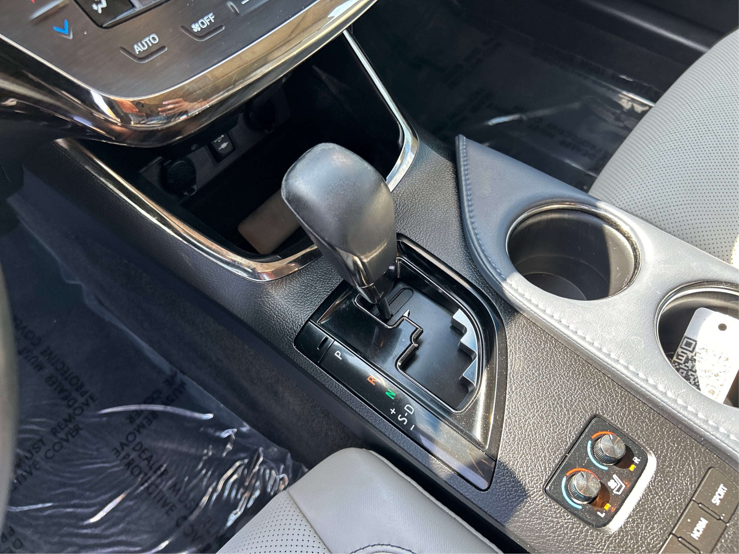 2013 Toyota Avalon Limited photo 51