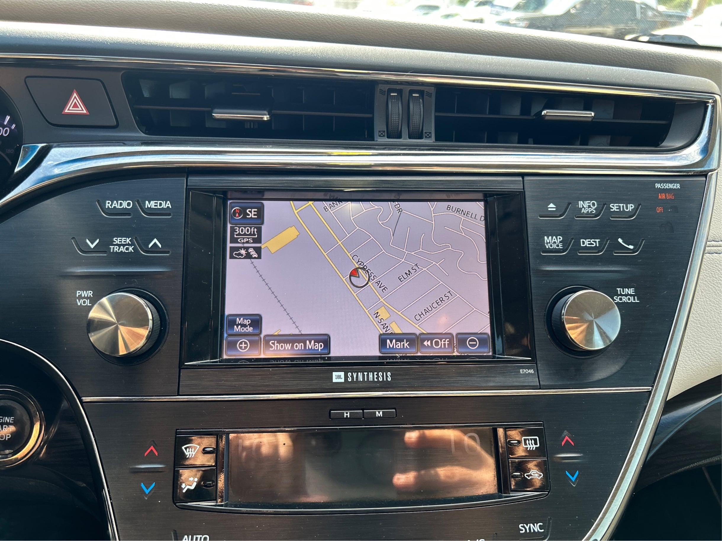 2013 Toyota Avalon Limited photo 36
