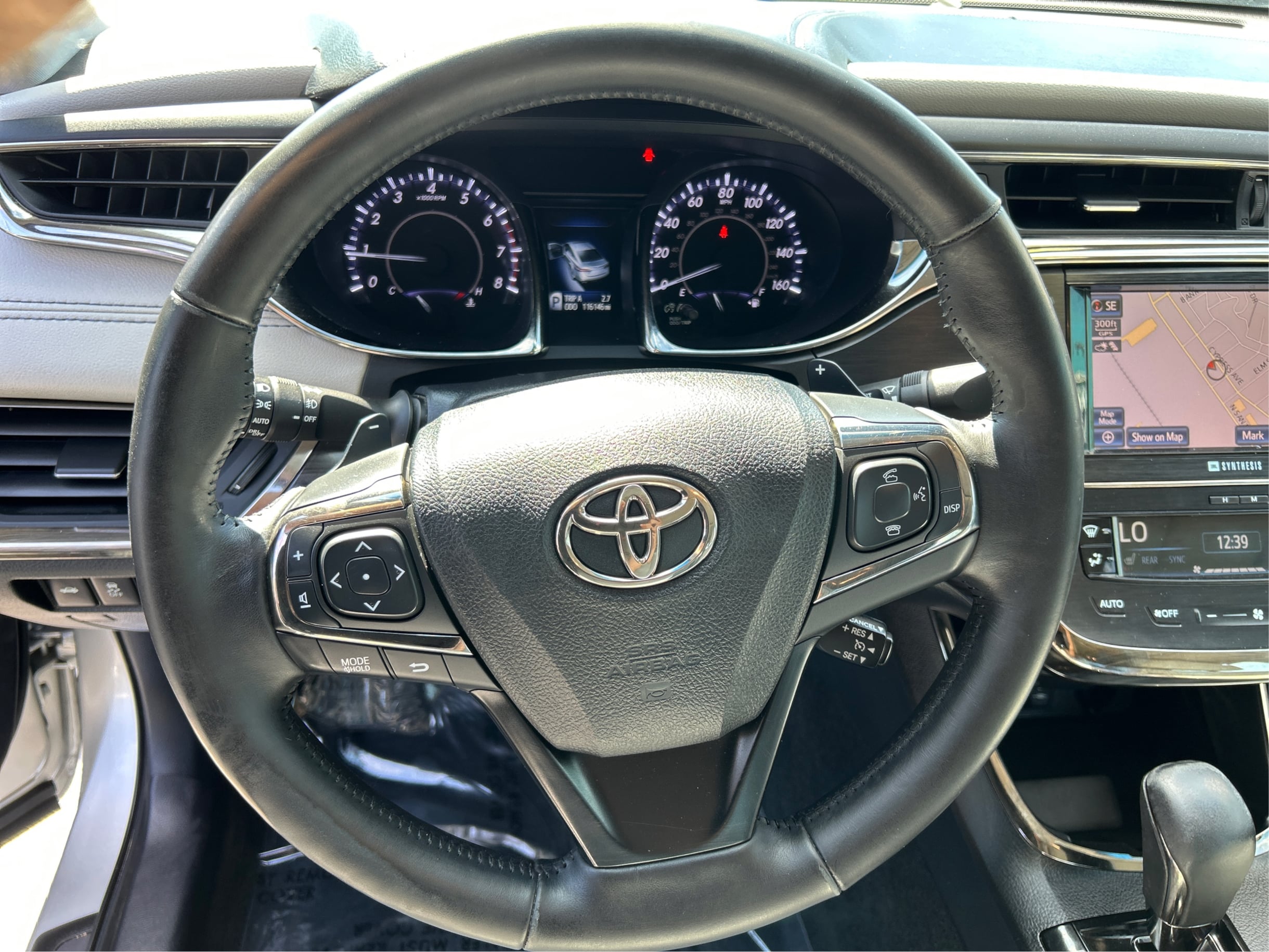 2013 Toyota Avalon Limited photo 16