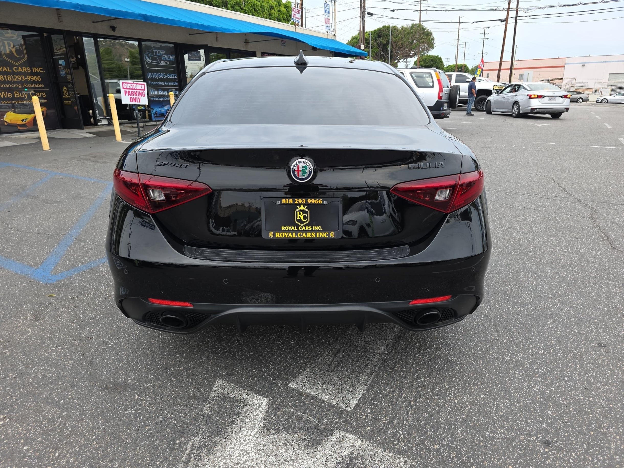 2019 Alfa Romeo Giulia Sport photo 30