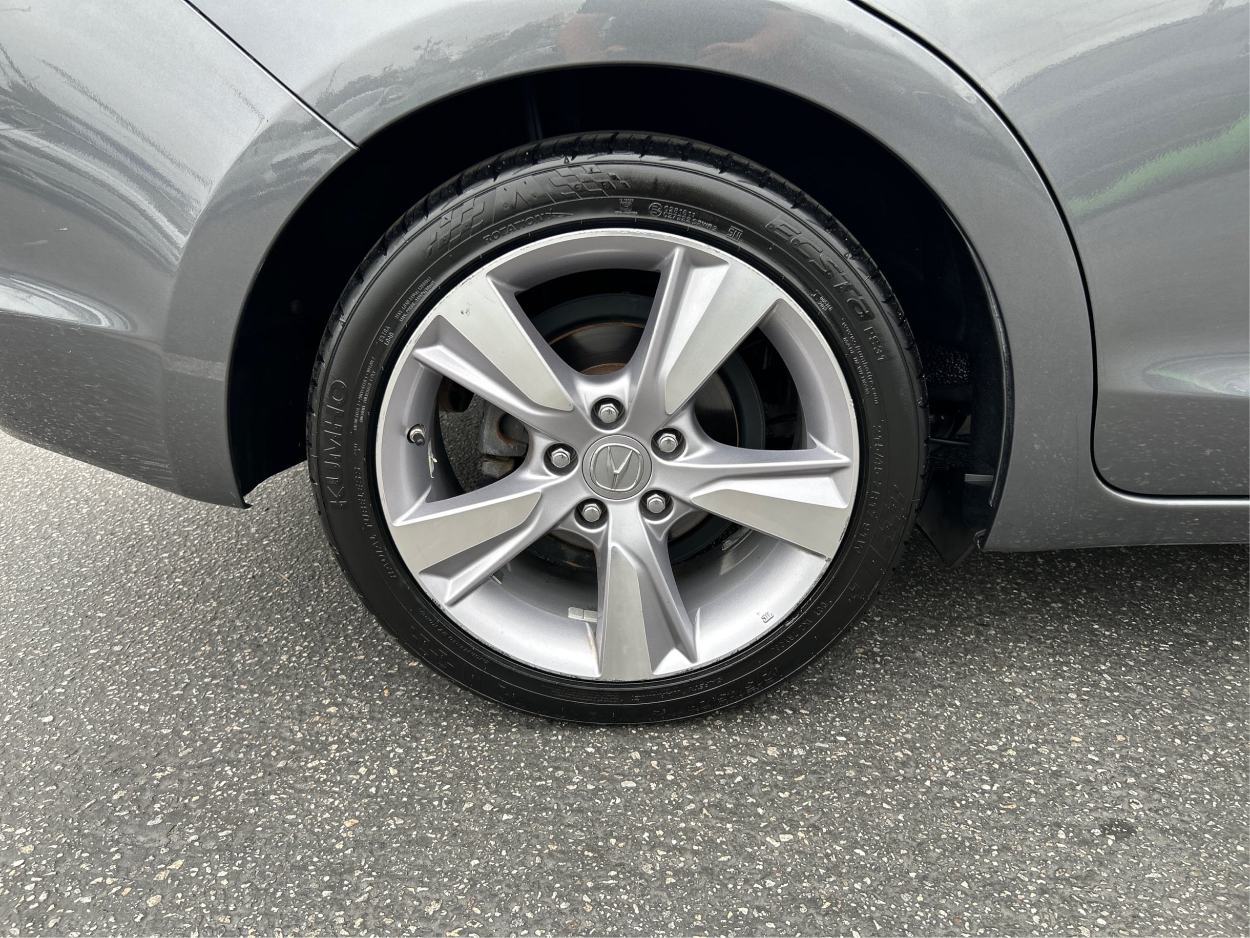 2014 Acura ILX 2.0L photo 33