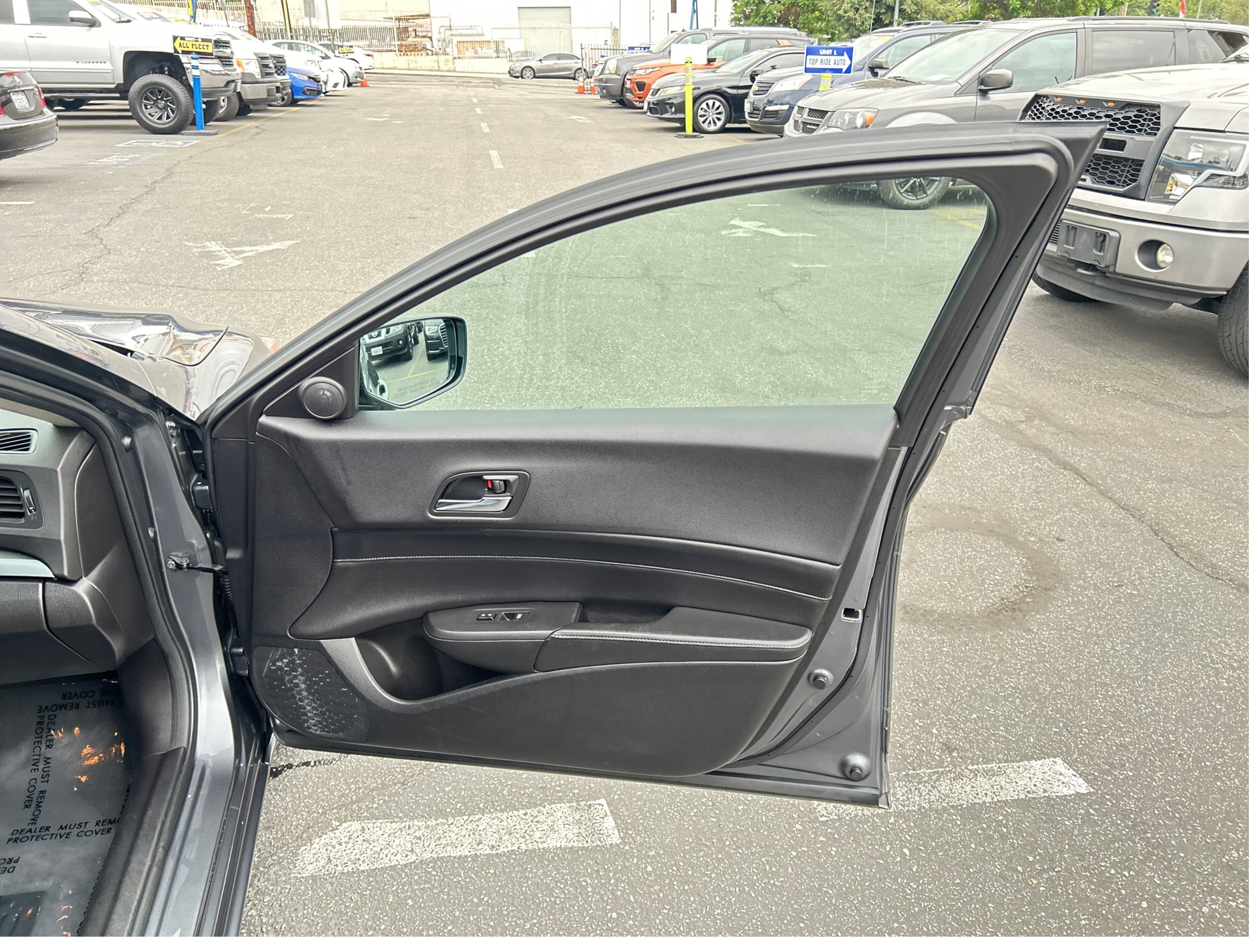 2014 Acura ILX 2.0L photo 25