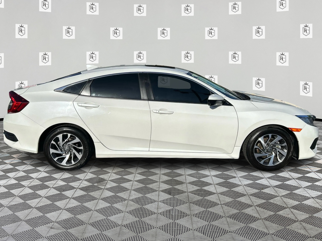 2017 Honda Civic EX photo 4