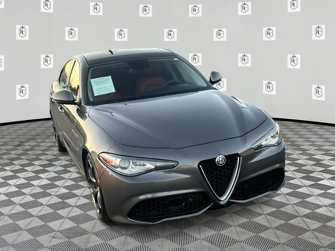 2018 Alfa Romeo Giulia Ti Sport photo 3