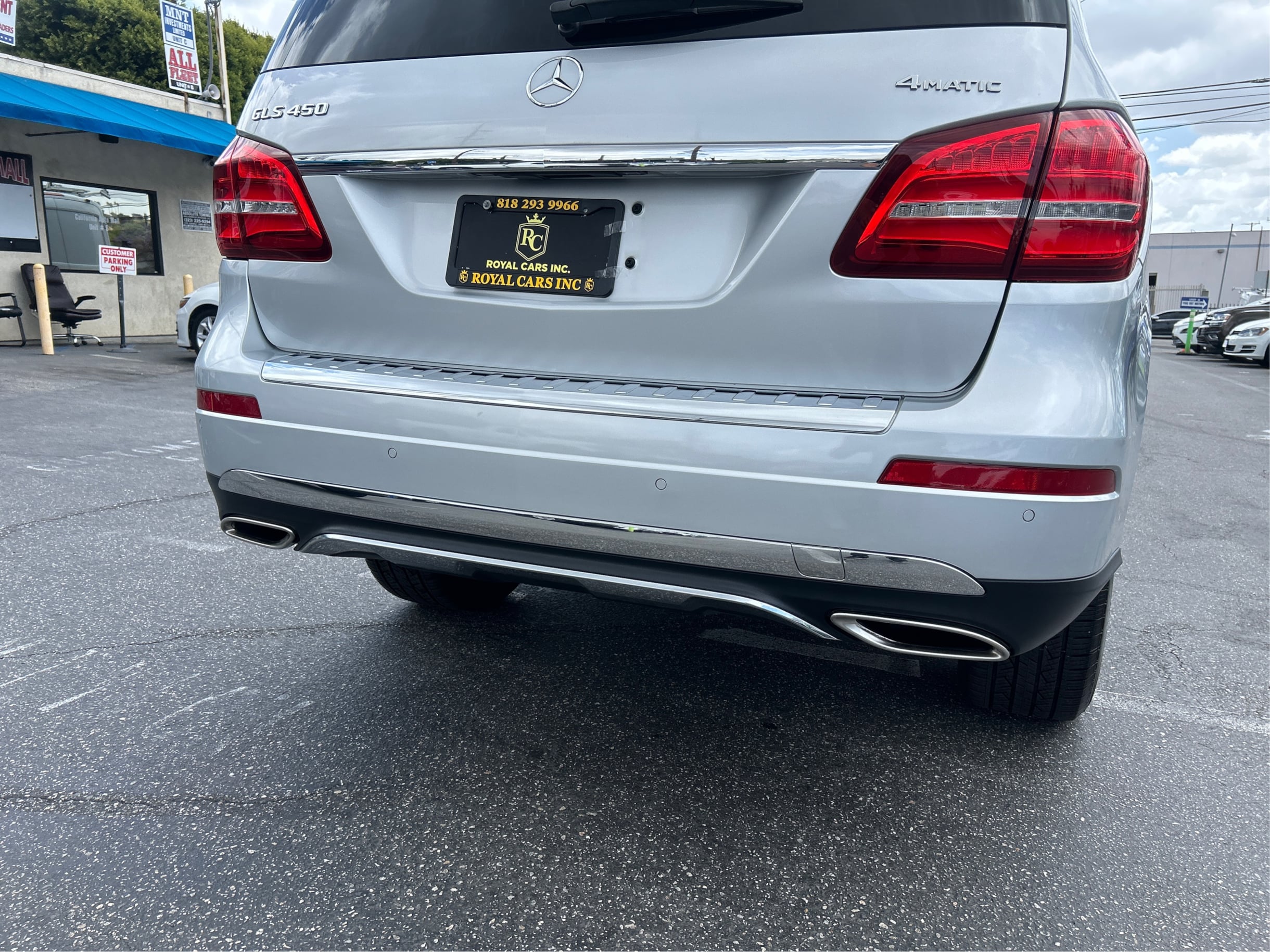 Photo 34 of this Mercedes-Benz GLS 450