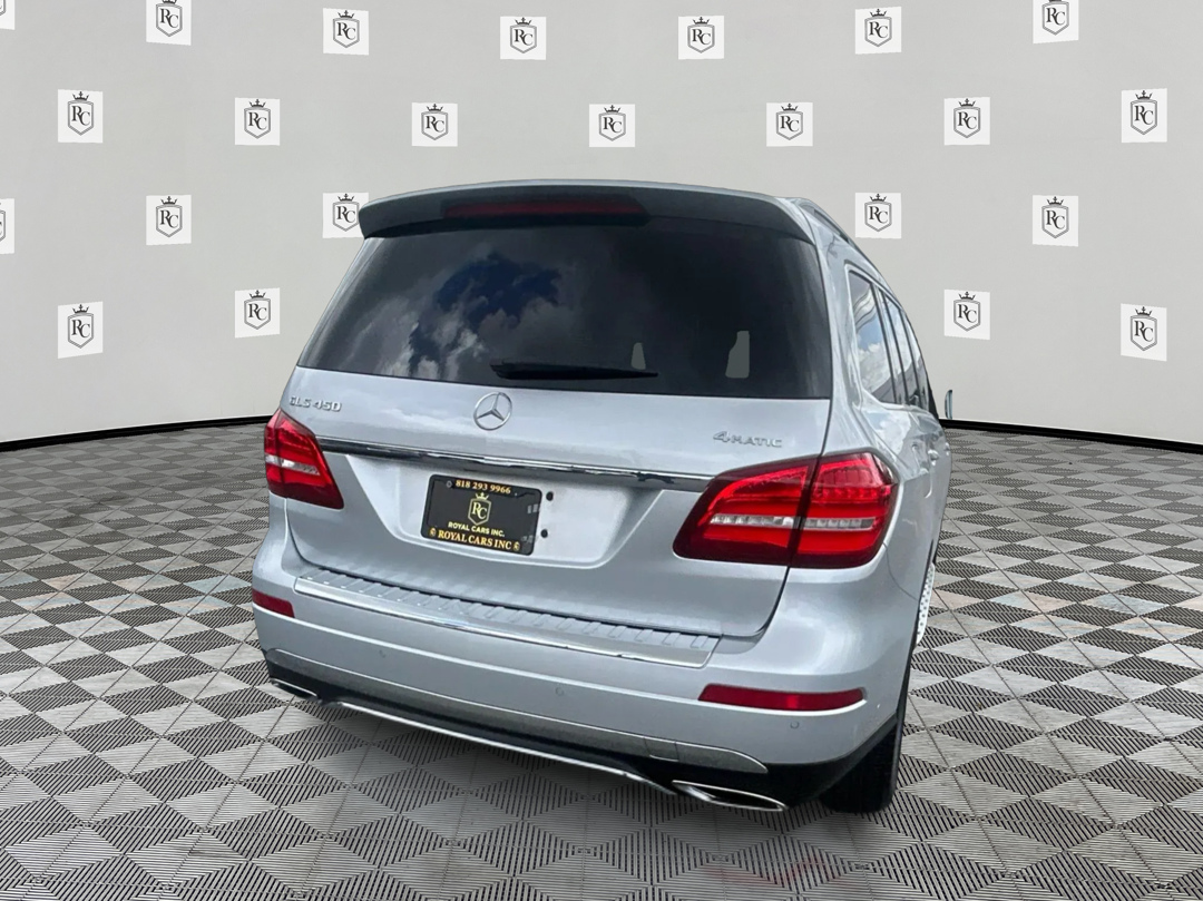Photo 6 of this Mercedes-Benz GLS 450
