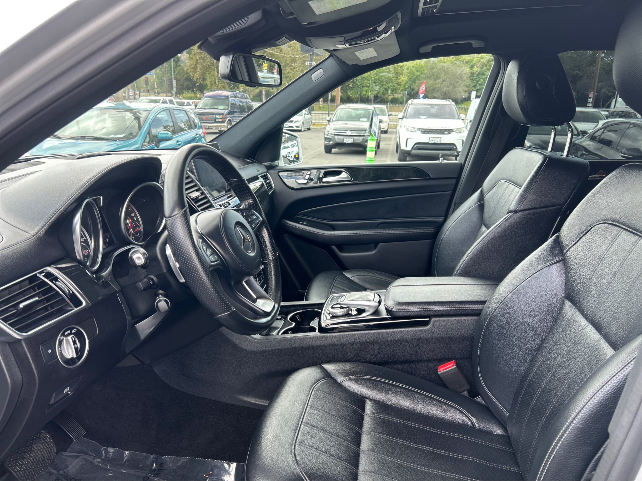 Photo 9 of this Mercedes-Benz GLS 450