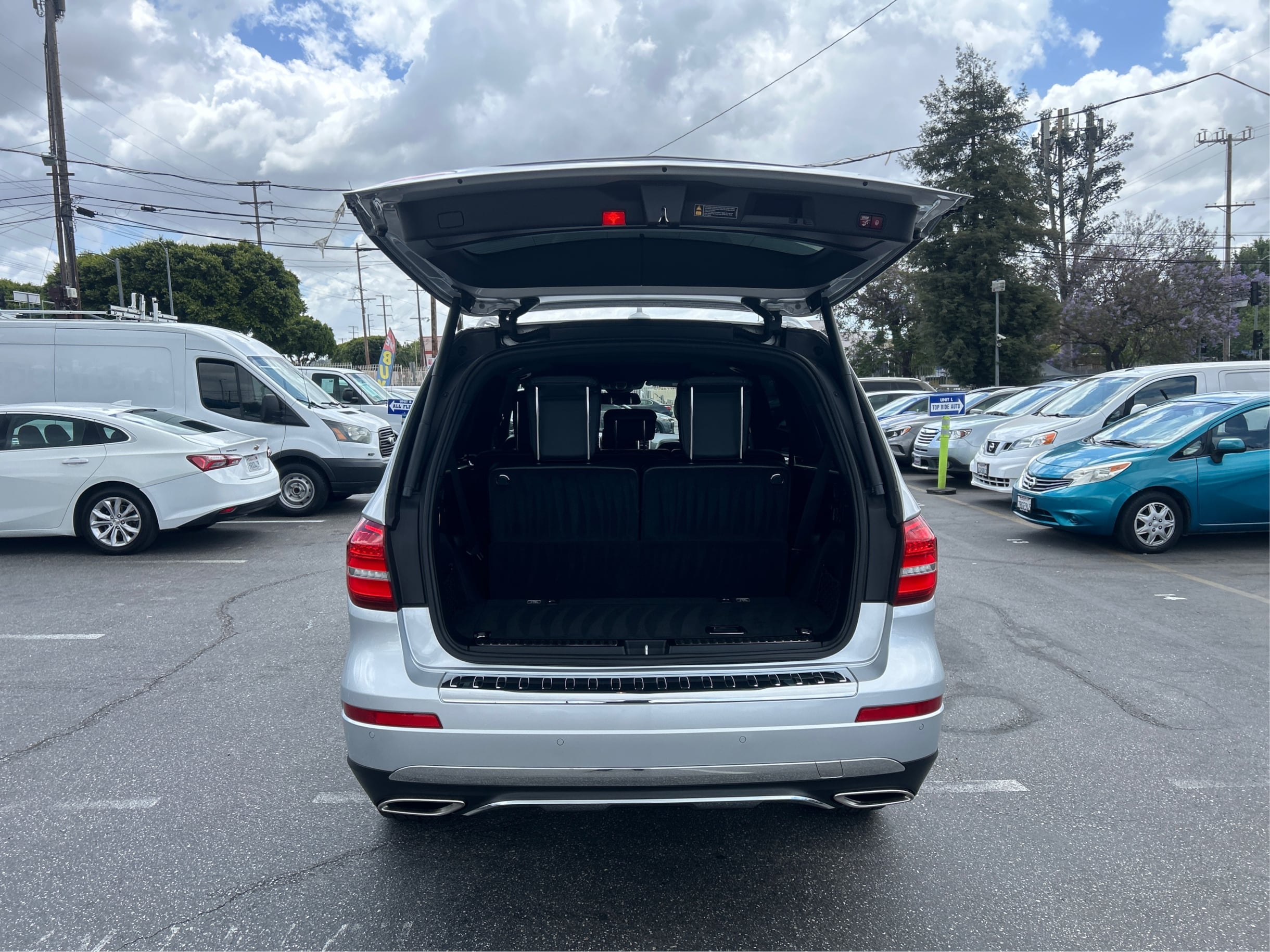 Photo 13 of this Mercedes-Benz GLS 450