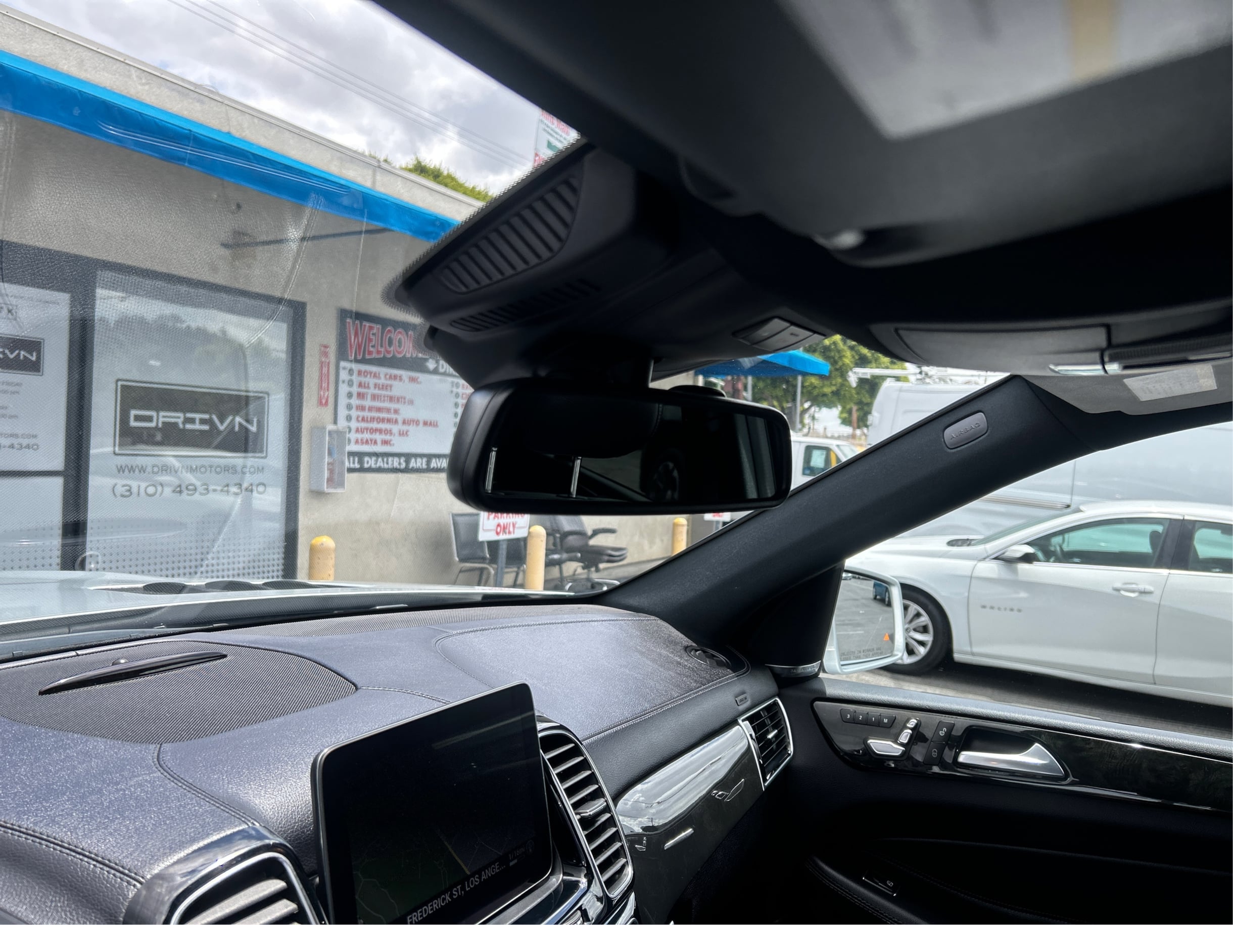 Photo 18 of this Mercedes-Benz GLS 450