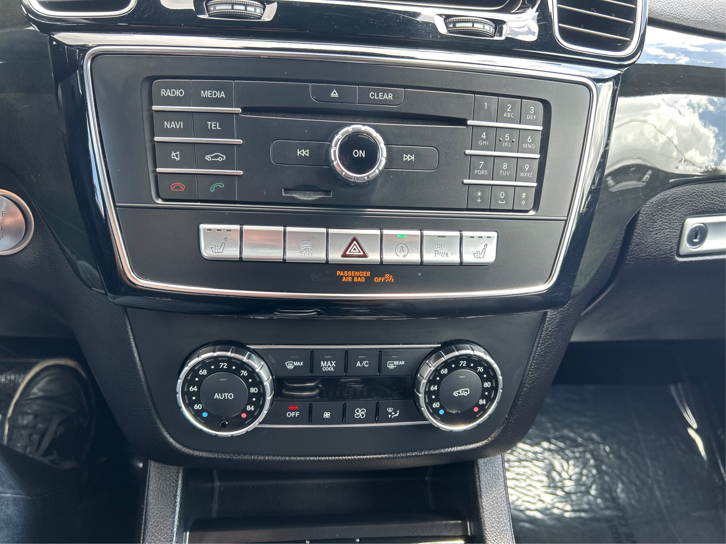 Photo 49 of this Mercedes-Benz GLS 450