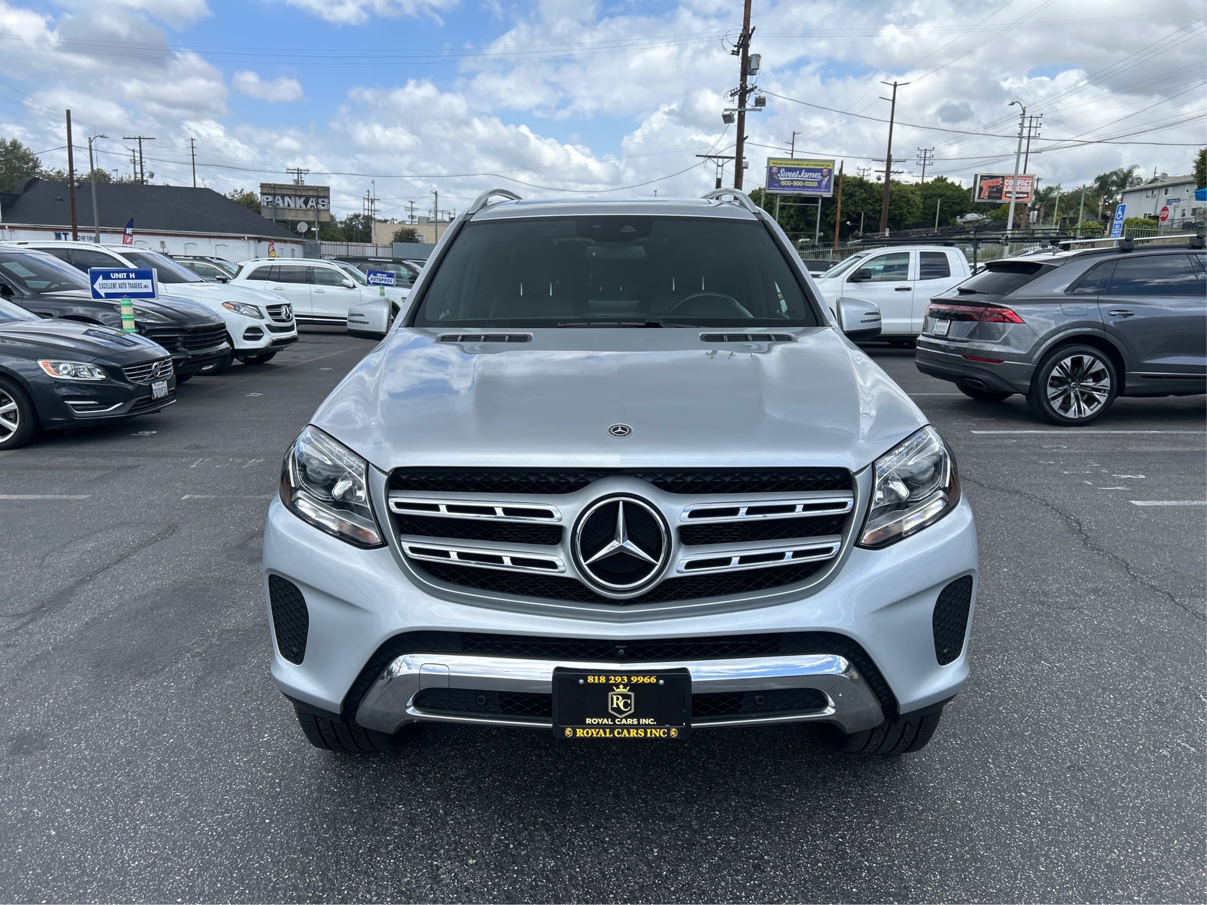 Photo 29 of this Mercedes-Benz GLS 450