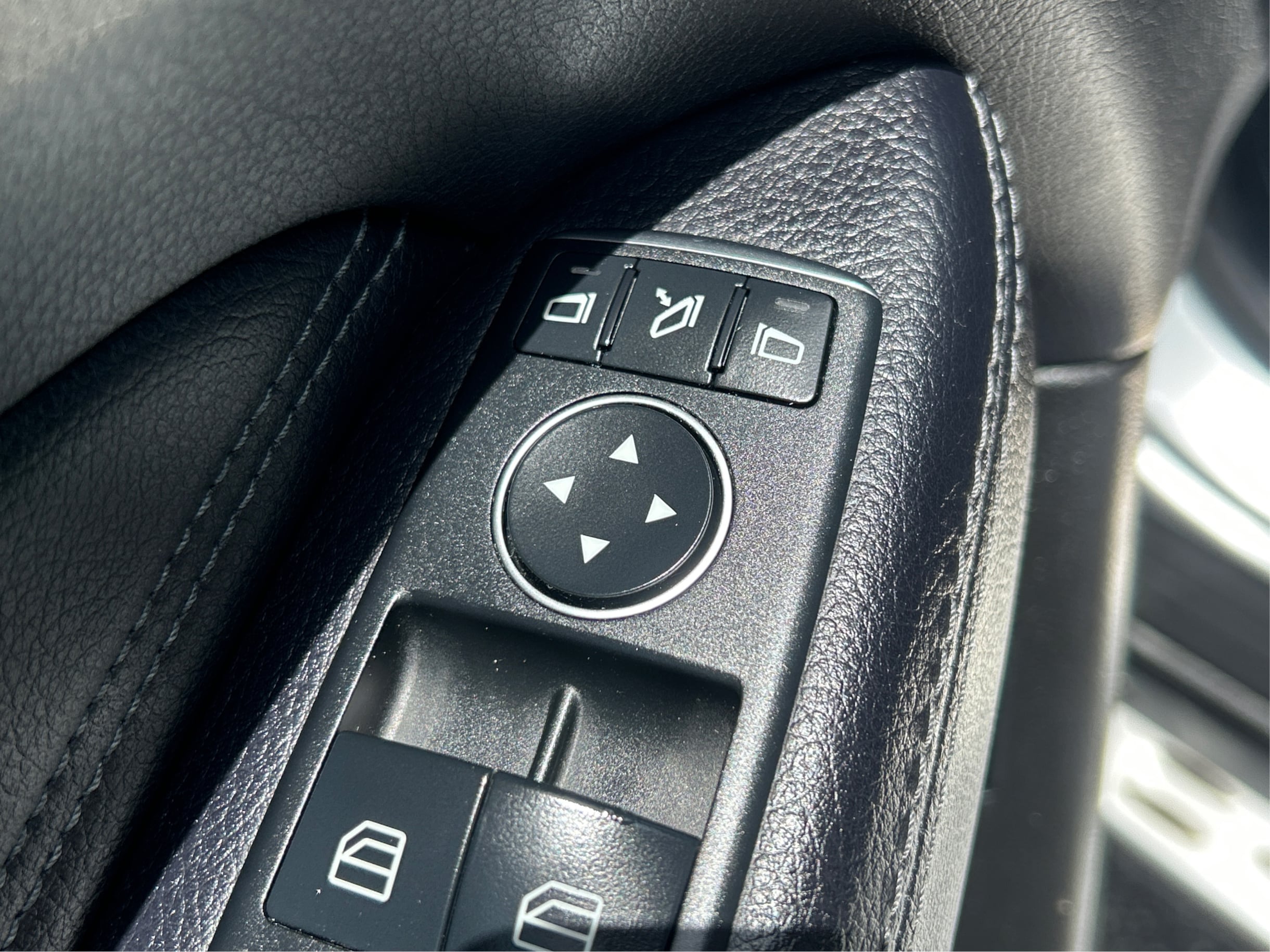 Photo 59 of this Mercedes-Benz GLS 450
