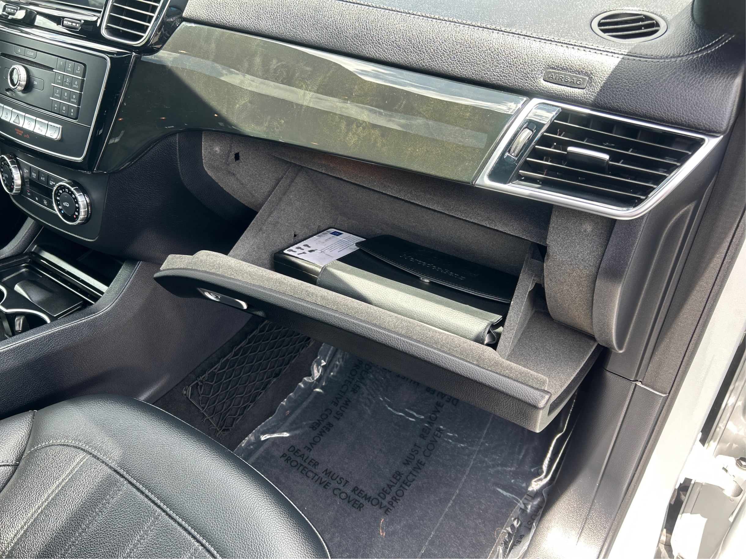 Photo 56 of this Mercedes-Benz GLS 450