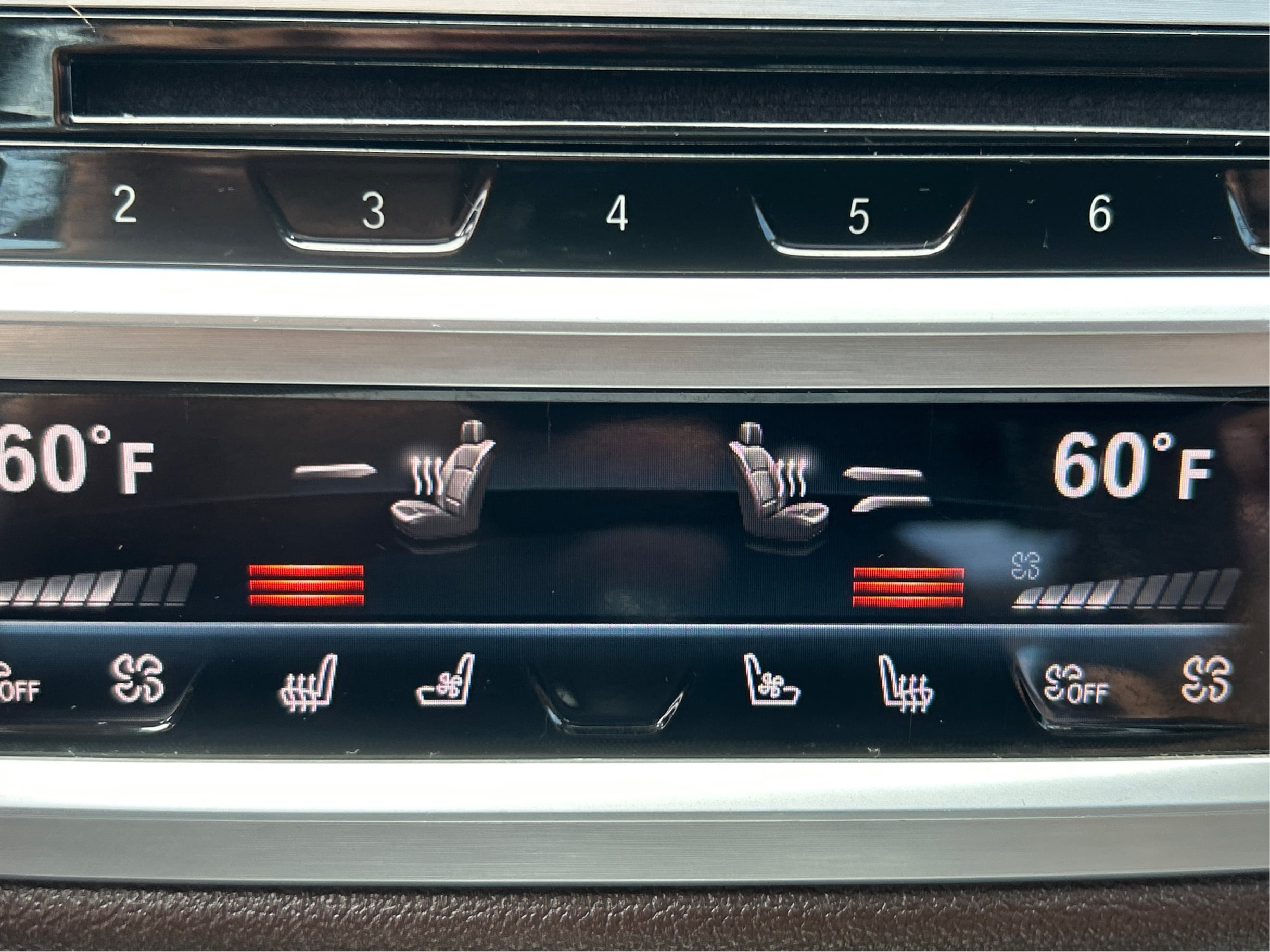 Photo 63 of this BMW 7 Series