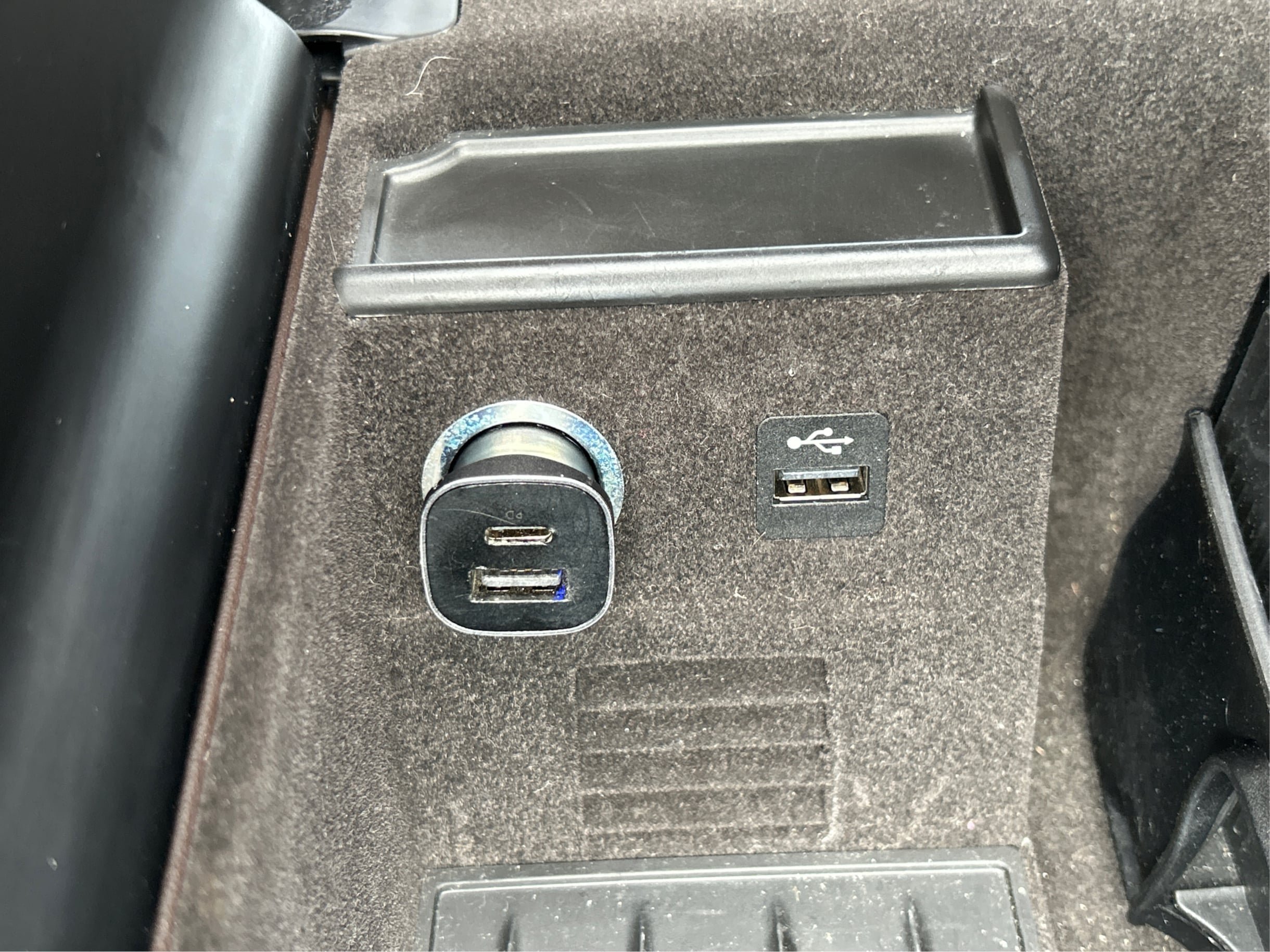 Photo 66 of this BMW 7 Series