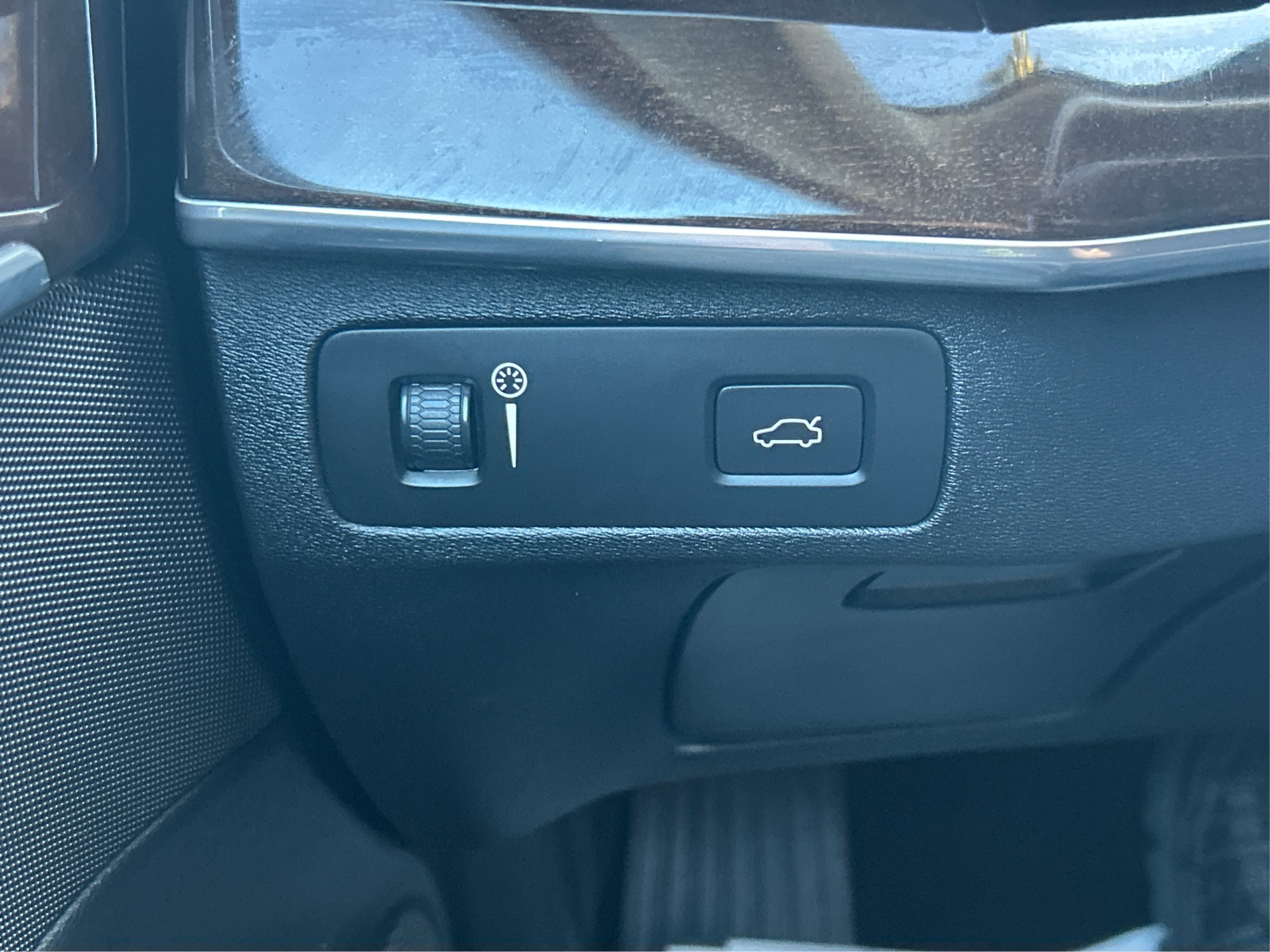Photo 69 of this Volvo XC90