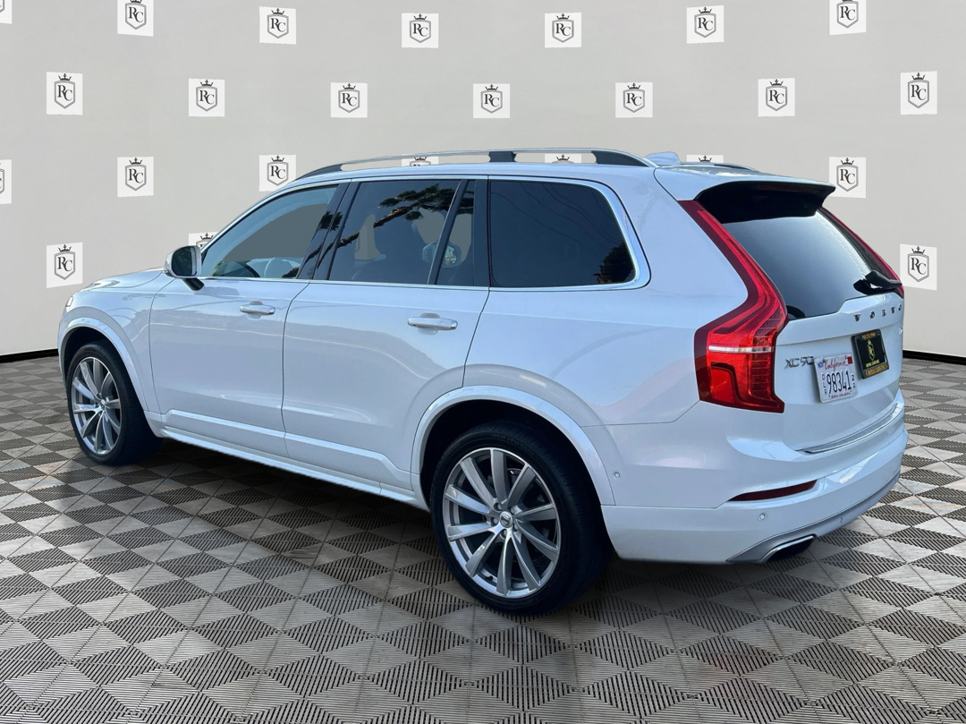 Photo 7 of this Volvo XC90
