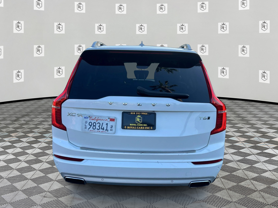 Photo 6 of this Volvo XC90